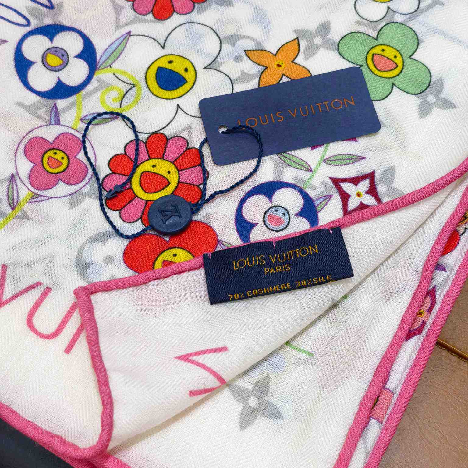 Louis Vuitton LV x TM Monogram Superflat Shawl   M96080 - EUR FASHION