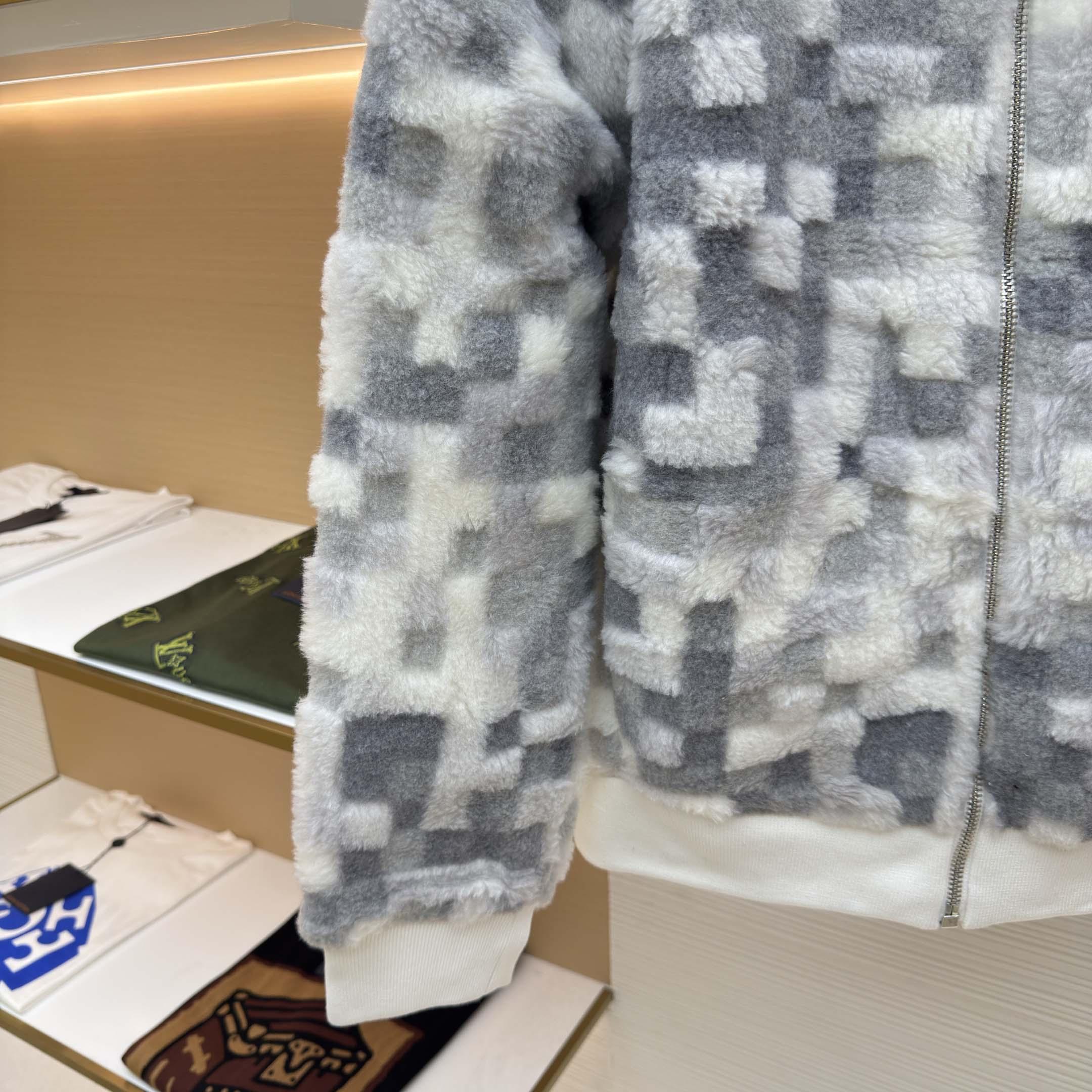 Louis Vuitton Fleece Blouson   1AGK16 - EUR FASHION