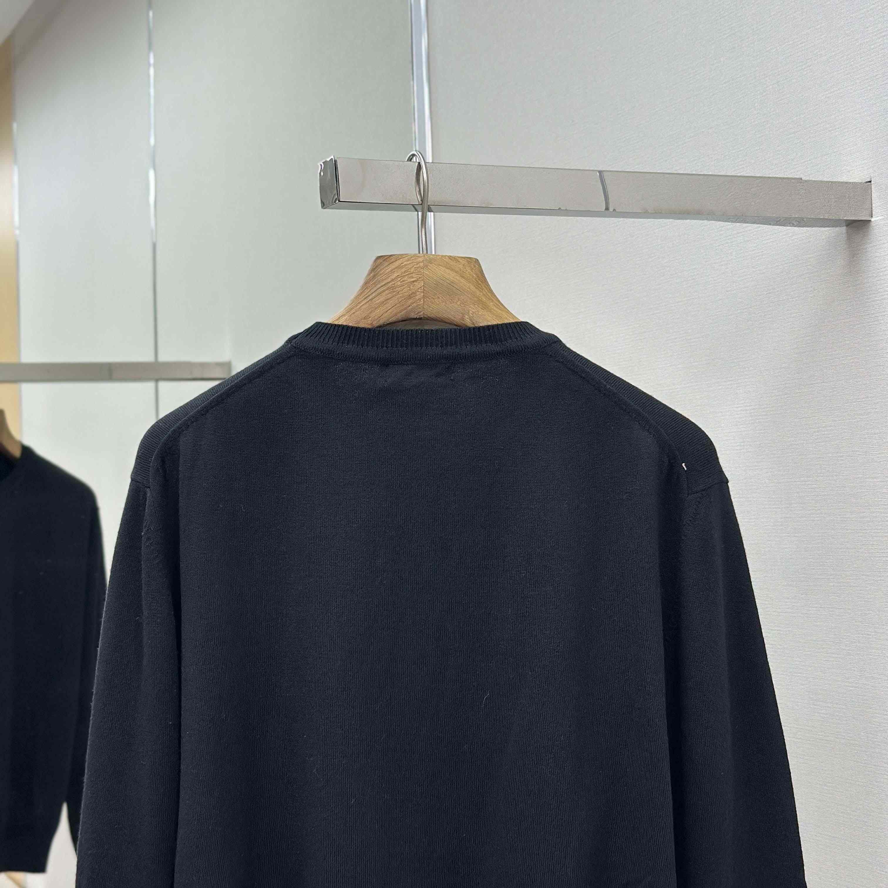 Prada Embroidered Long-sleeves Wool Sweater - EUR FASHION