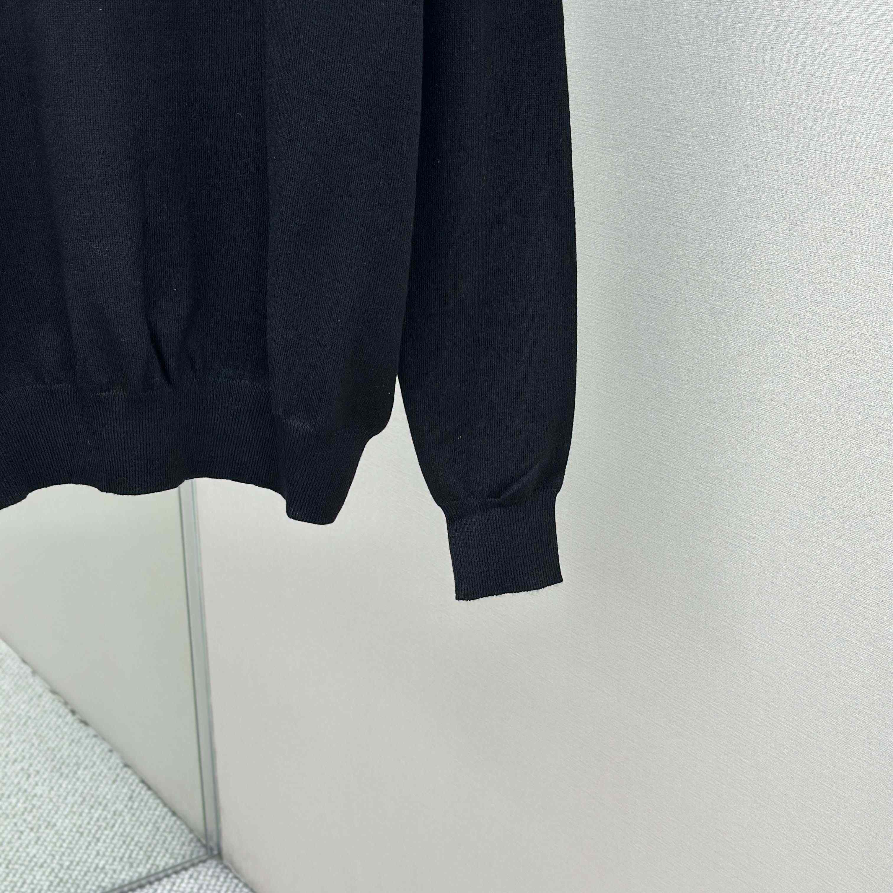 Prada Embroidered Long-sleeves Wool Sweater - EUR FASHION