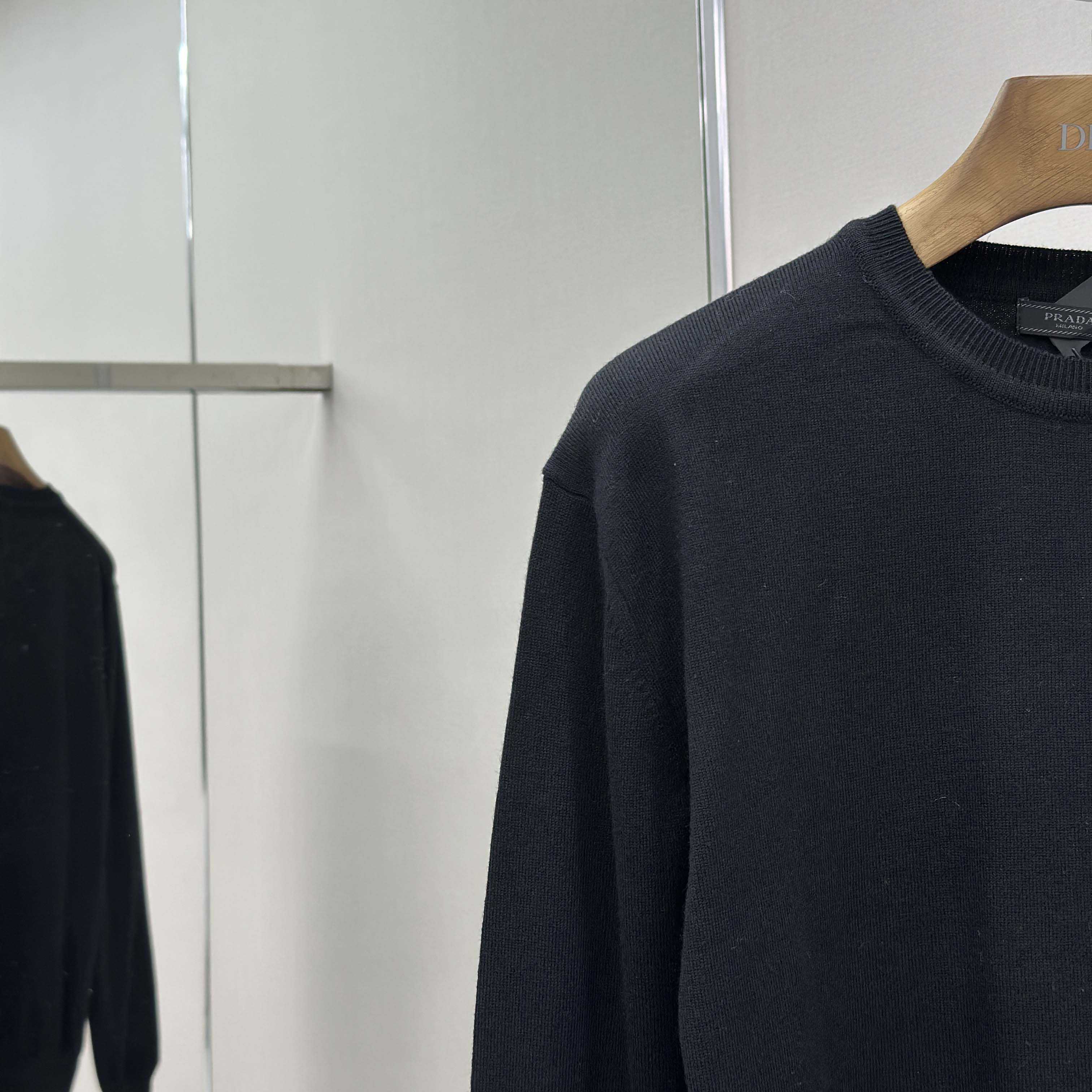 Prada Embroidered Long-sleeves Wool Sweater - EUR FASHION