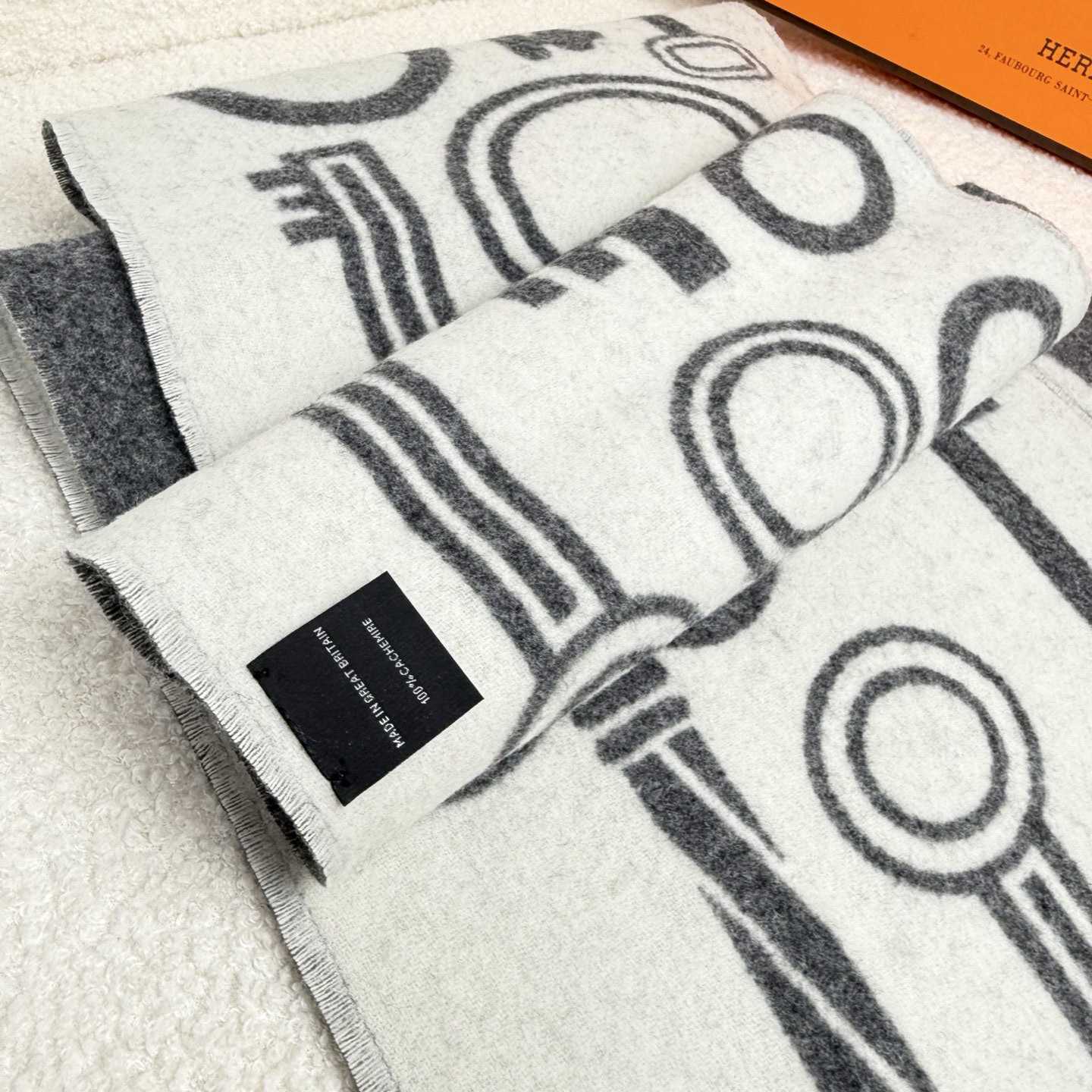 Hermes Casaque Porte-Clefs Scarf - EUR FASHION