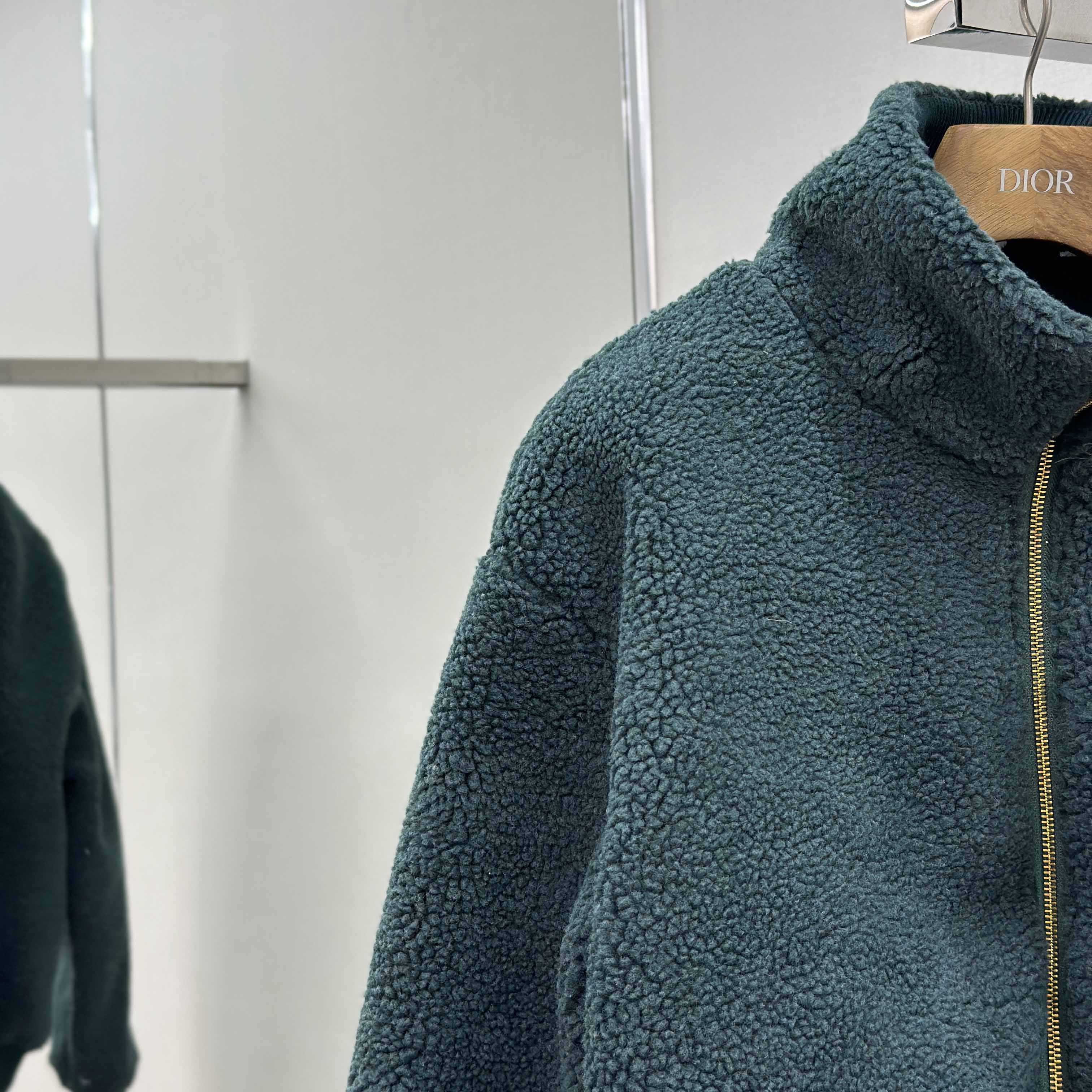 Louis Vuitton Leather Patch Fleece Blouson   1AIIR9 - EUR FASHION