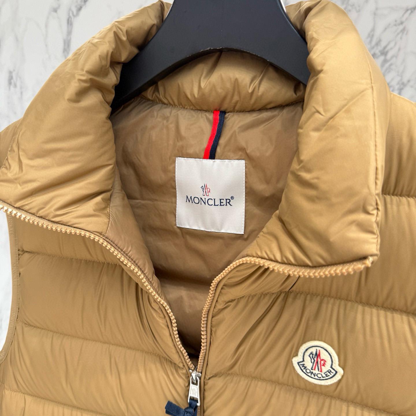 Moncler Down Vest  - EUR FASHION