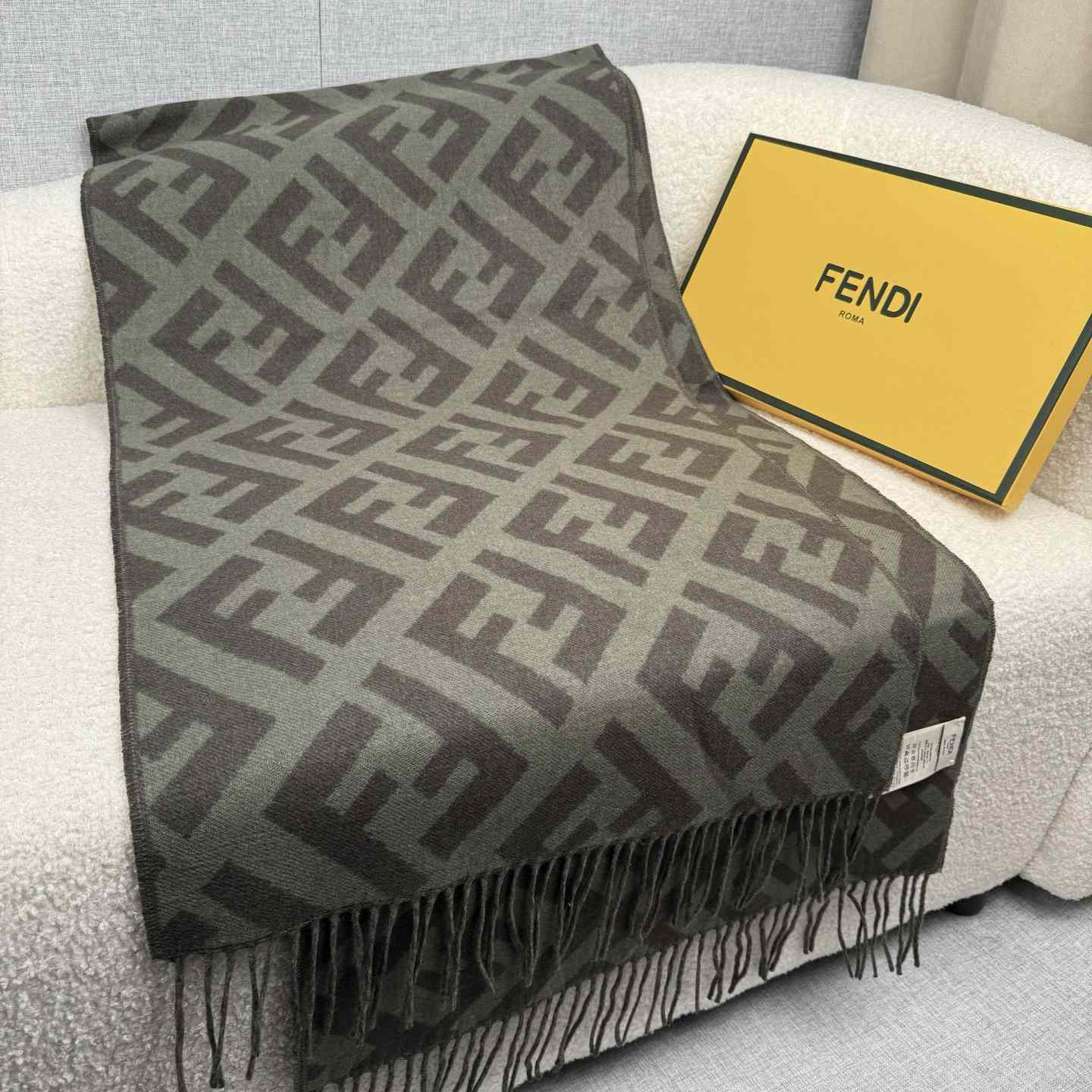 Fendi FF Scarf Fendi FF Scarf - EUR FASHION