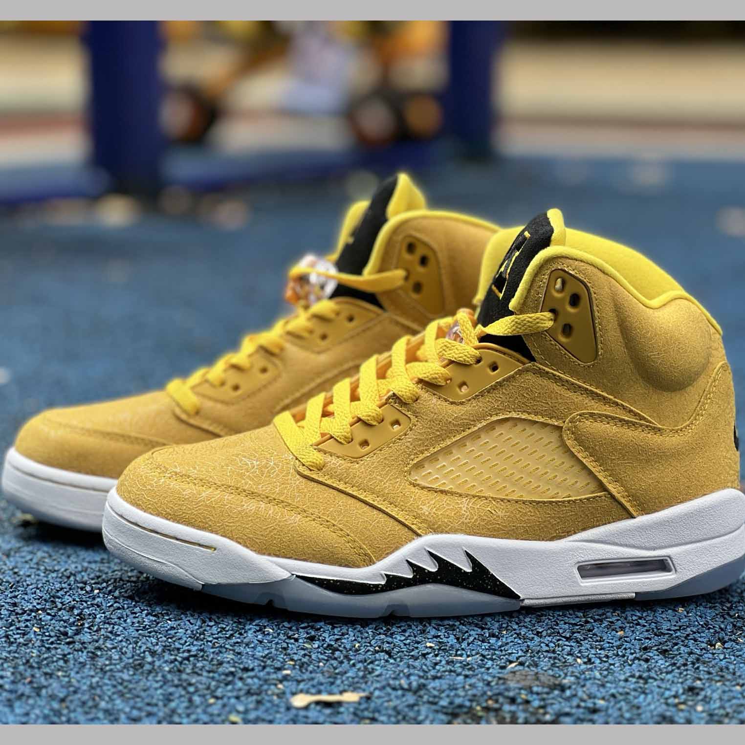 Air Jordan 5 “Michigan” PE Gold Yellow HQ7978-701 - EUR FASHION