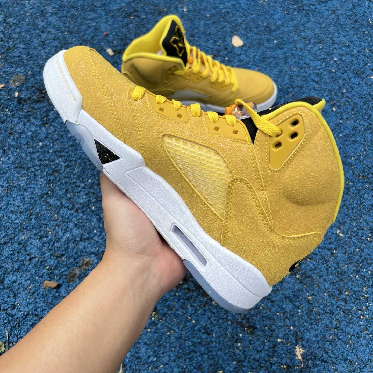 Air Jordan 5 “Michigan” PE Gold Yellow HQ7978-701 - EUR FASHION