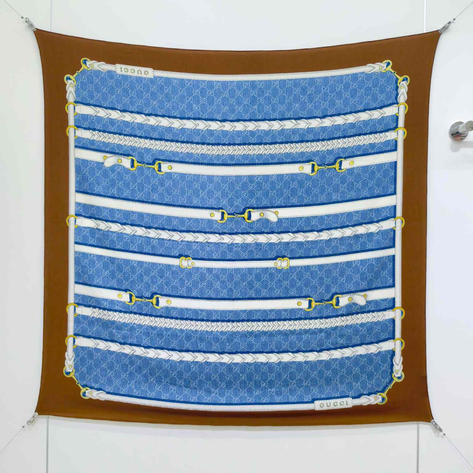 Gucci Printed Silk Twill Carré - EUR FASHION