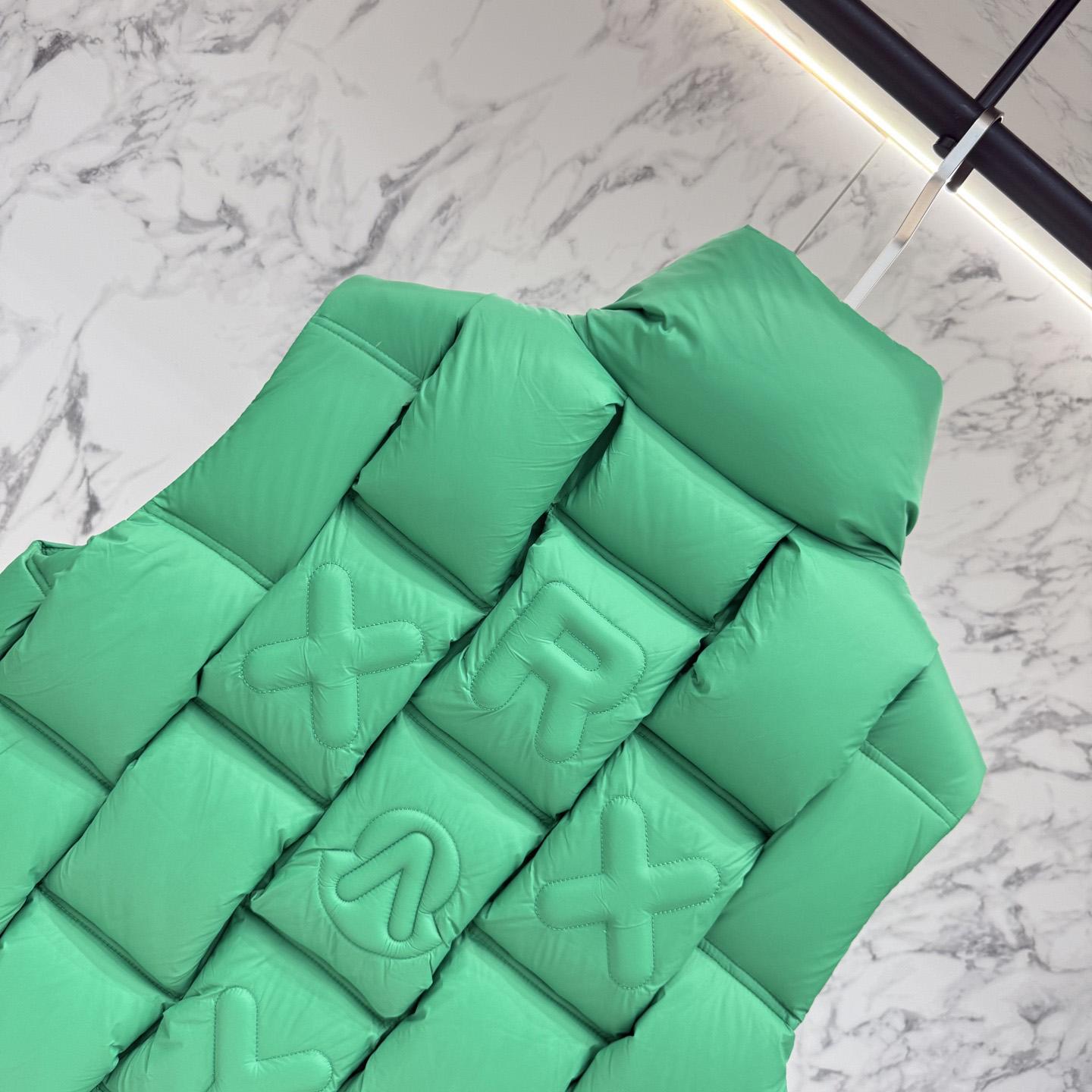 Moncler Down Vest - EUR FASHION