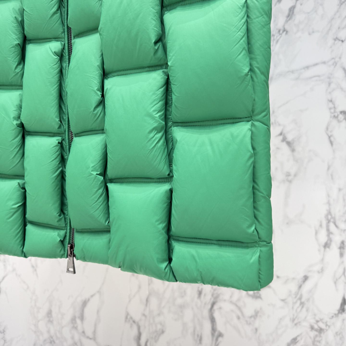 Moncler Down Vest - EUR FASHION