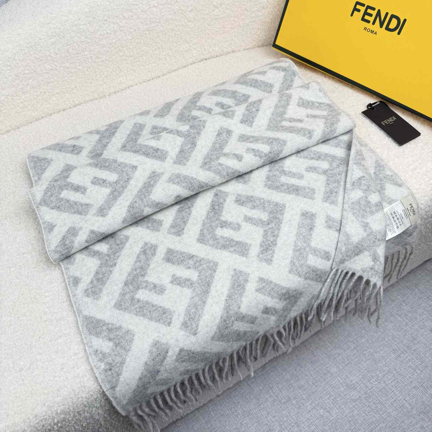 Fendi FF Scarf - EUR FASHION