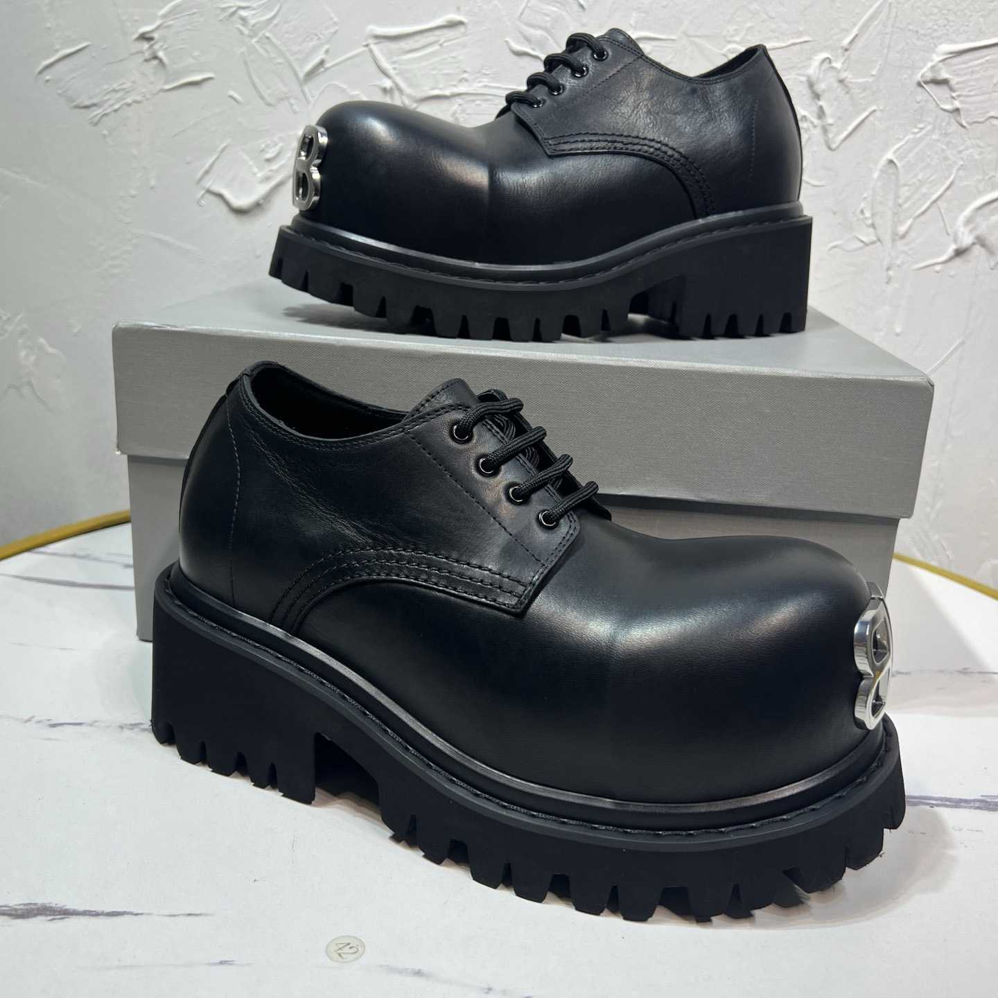 Balenciaga Stomper Derby In Black - EUR FASHION