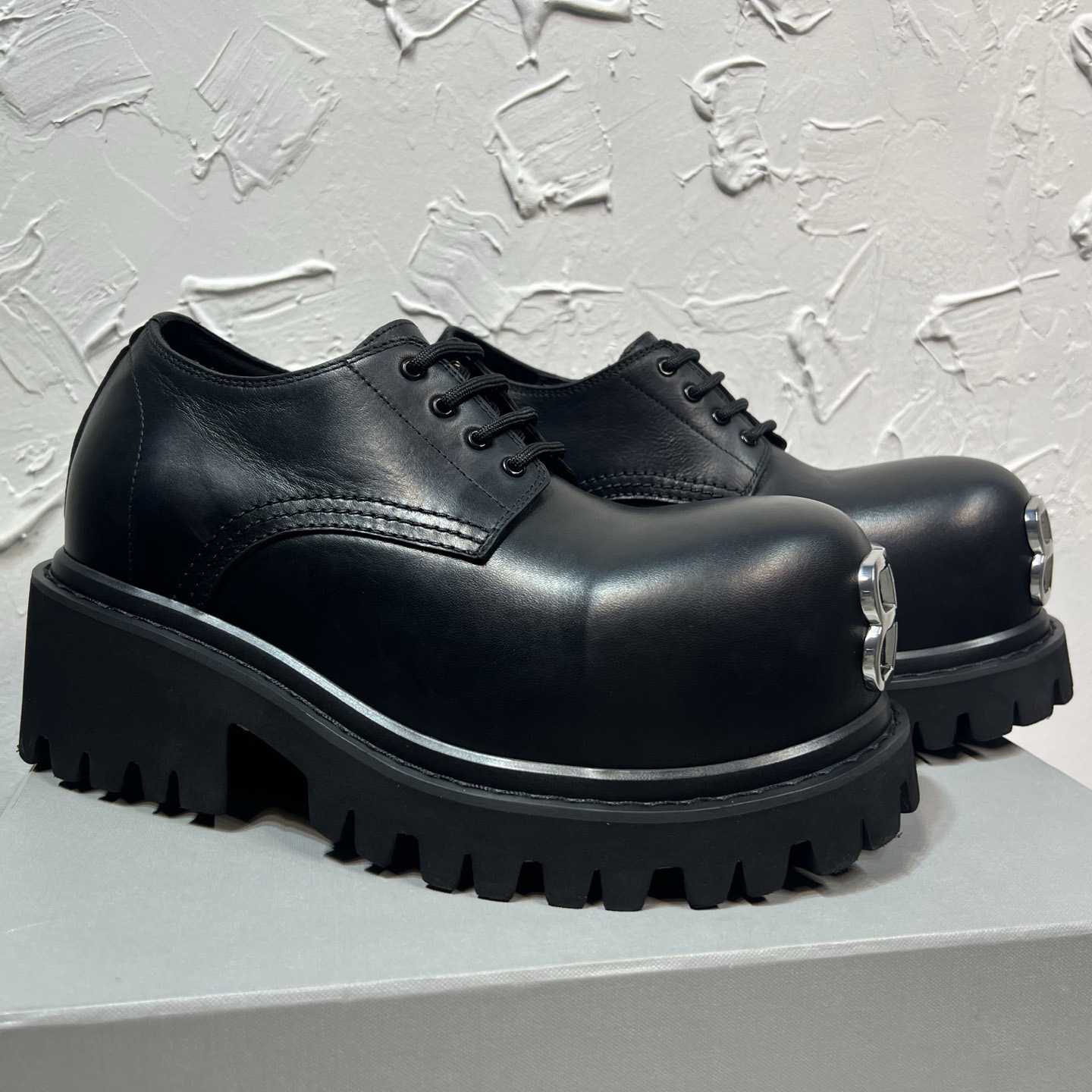Balenciaga Stomper Derby In Black - EUR FASHION
