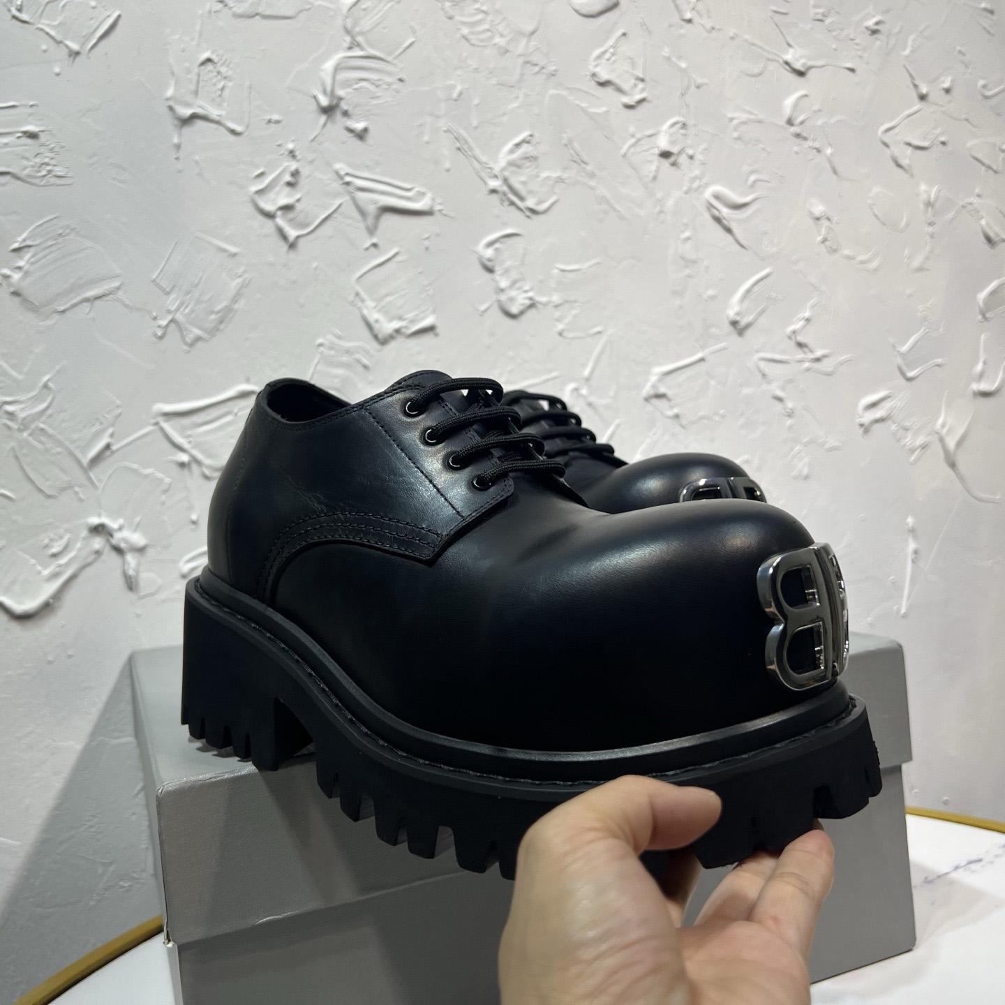 Balenciaga Stomper Derby In Black - EUR FASHION