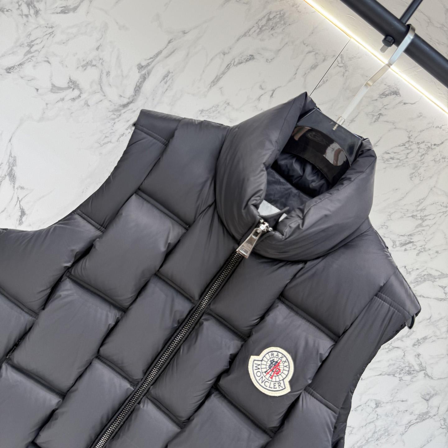 Moncler Down Vest - EUR FASHION