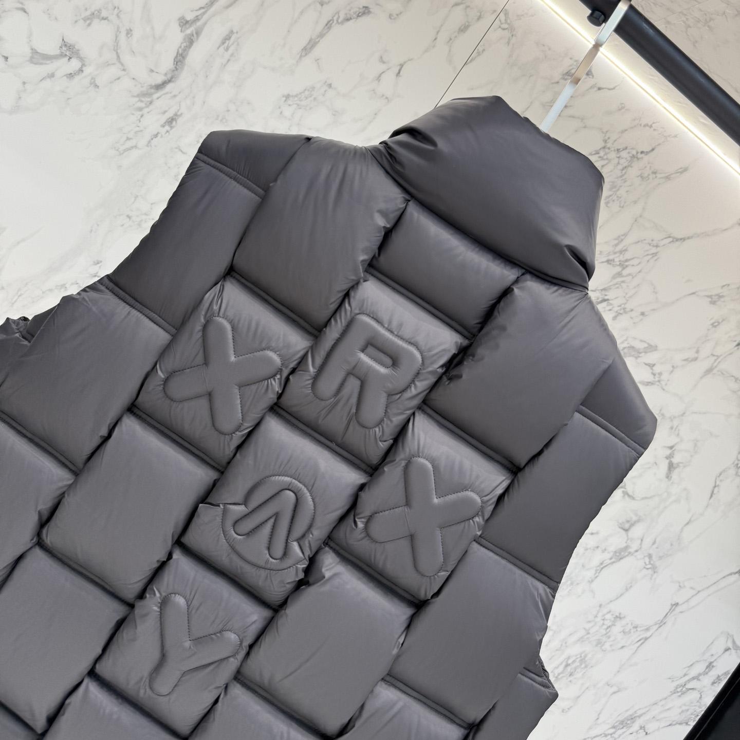 Moncler Down Vest - EUR FASHION