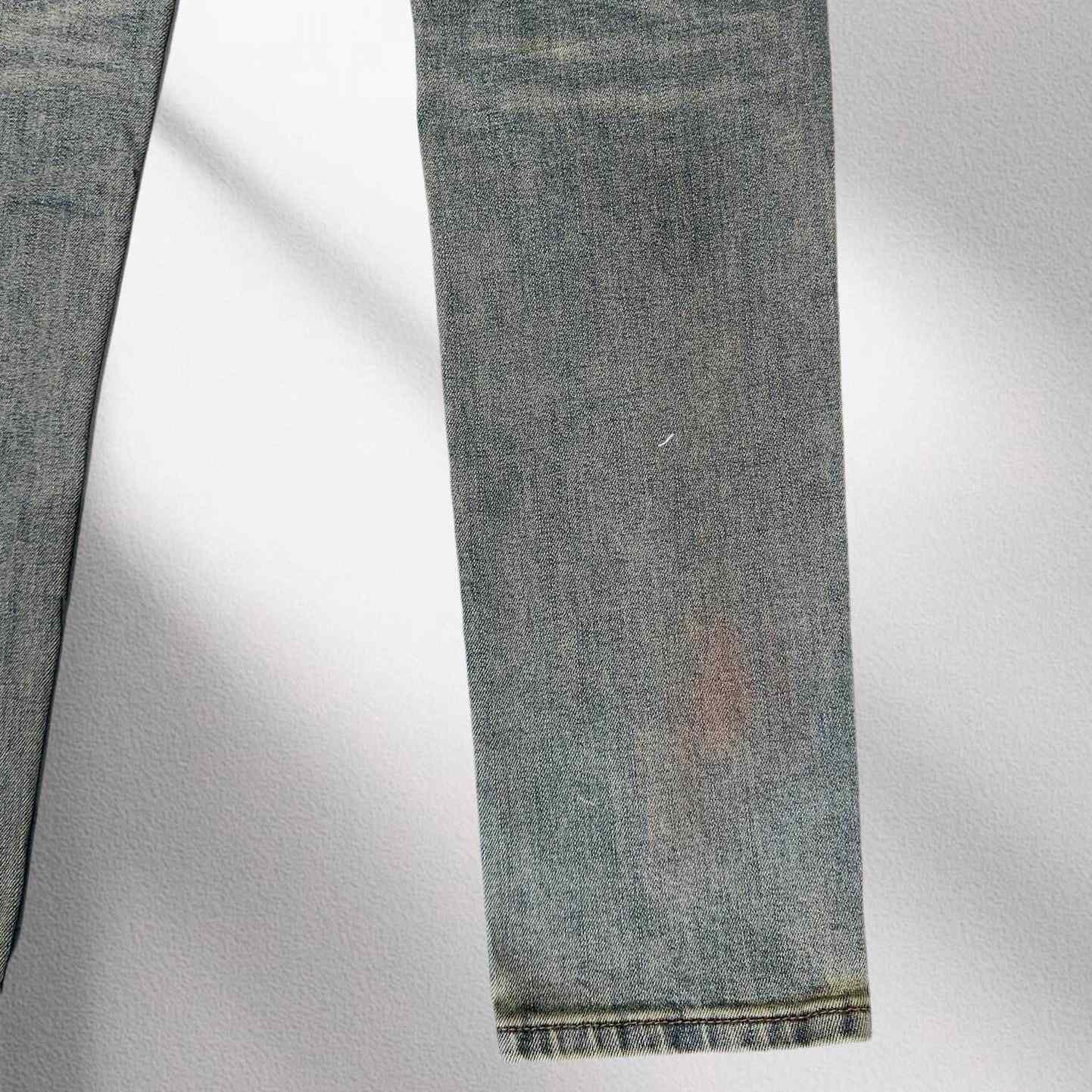 Purple-Brand Jeans   2003 - EUR FASHION