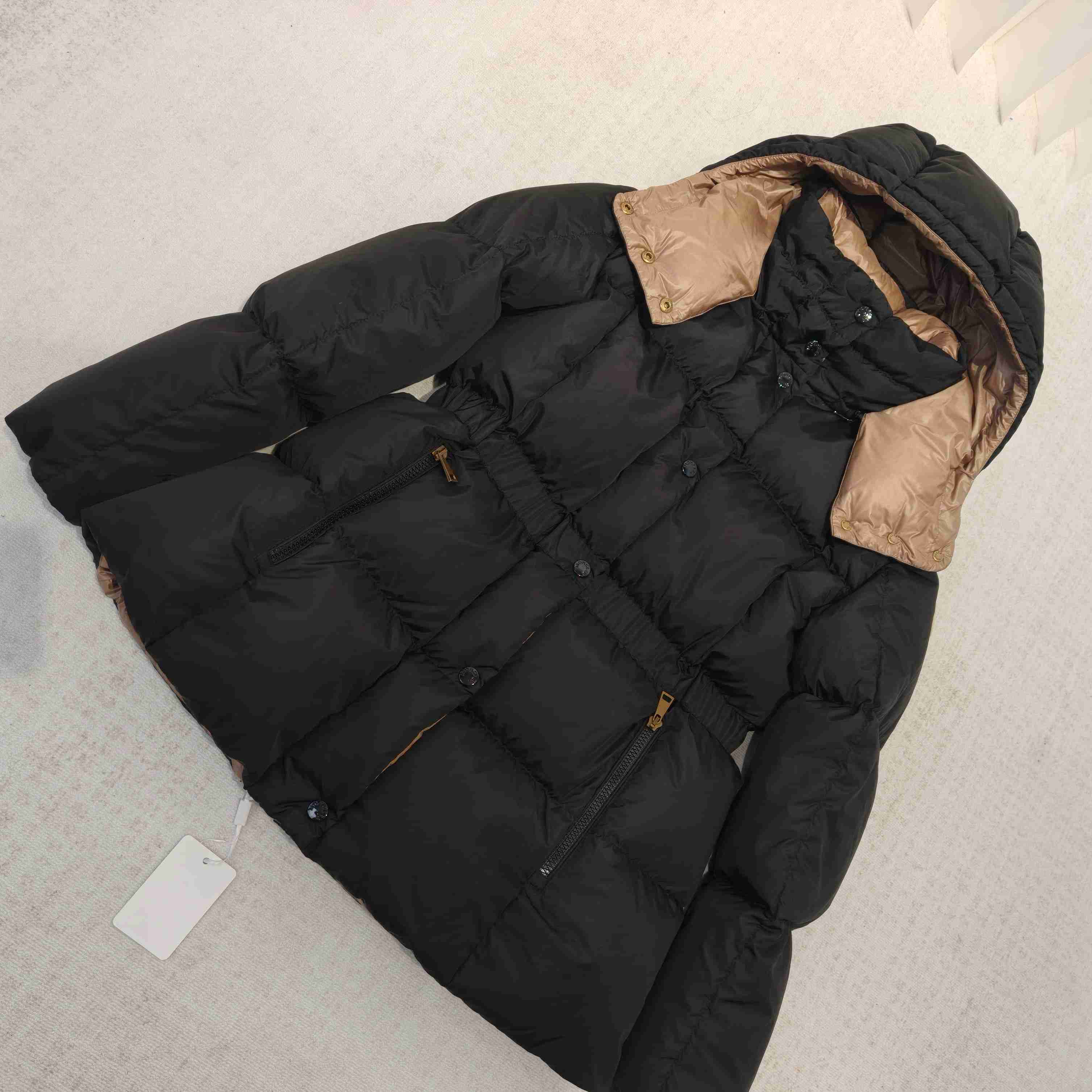 Moncler Agneux Square-Quilted Hooded Short Down Jacket - EUR FASHION