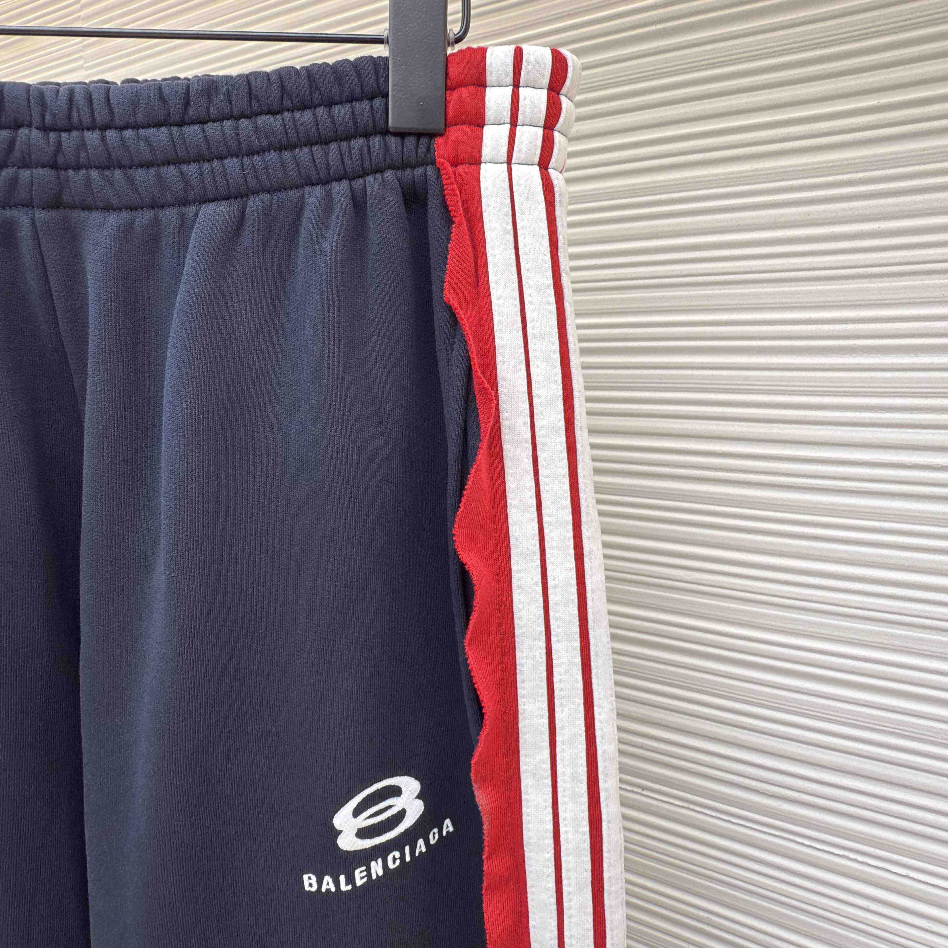 Balenciaga Cut-Up Oversized Sweatpants In Faded Black And White Dry Fleece - EUR FASHION