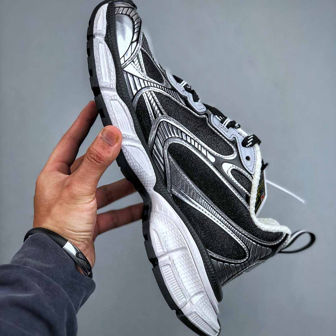 Balenciaga Phantom Sneaker “Triple White” 734731 W3XLX 1080 - EUR FASHION