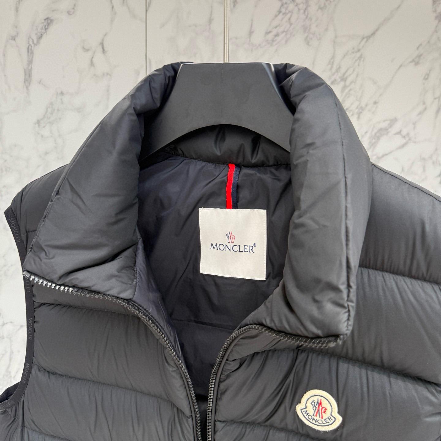Moncler Down Vest  - EUR FASHION