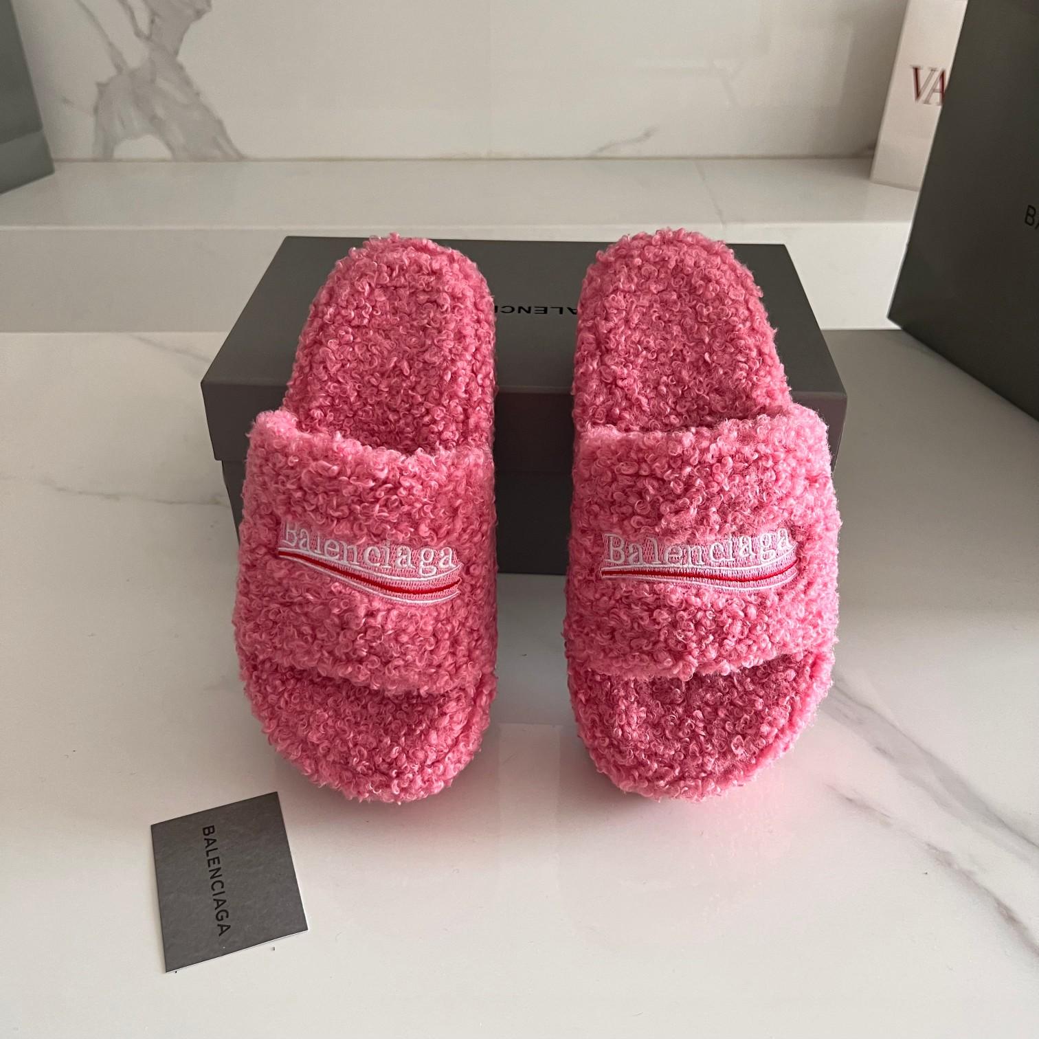 Balenciaga Furry Slide Sandals - EUR FASHION