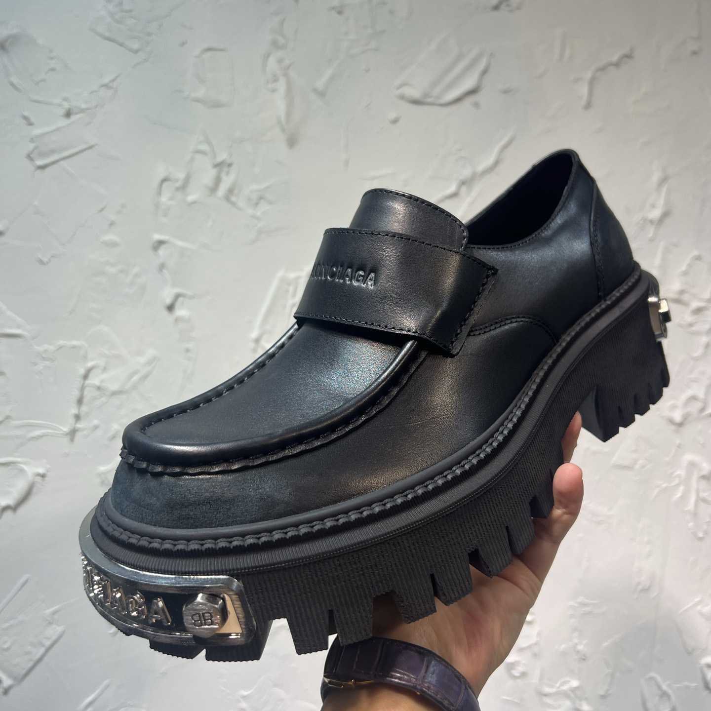 Balenciaga Tractor Loafer In Black - EUR FASHION