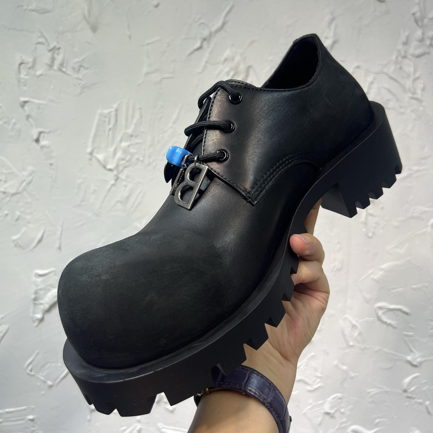 Balenciaga Hummer Derbie In Black - EUR FASHION