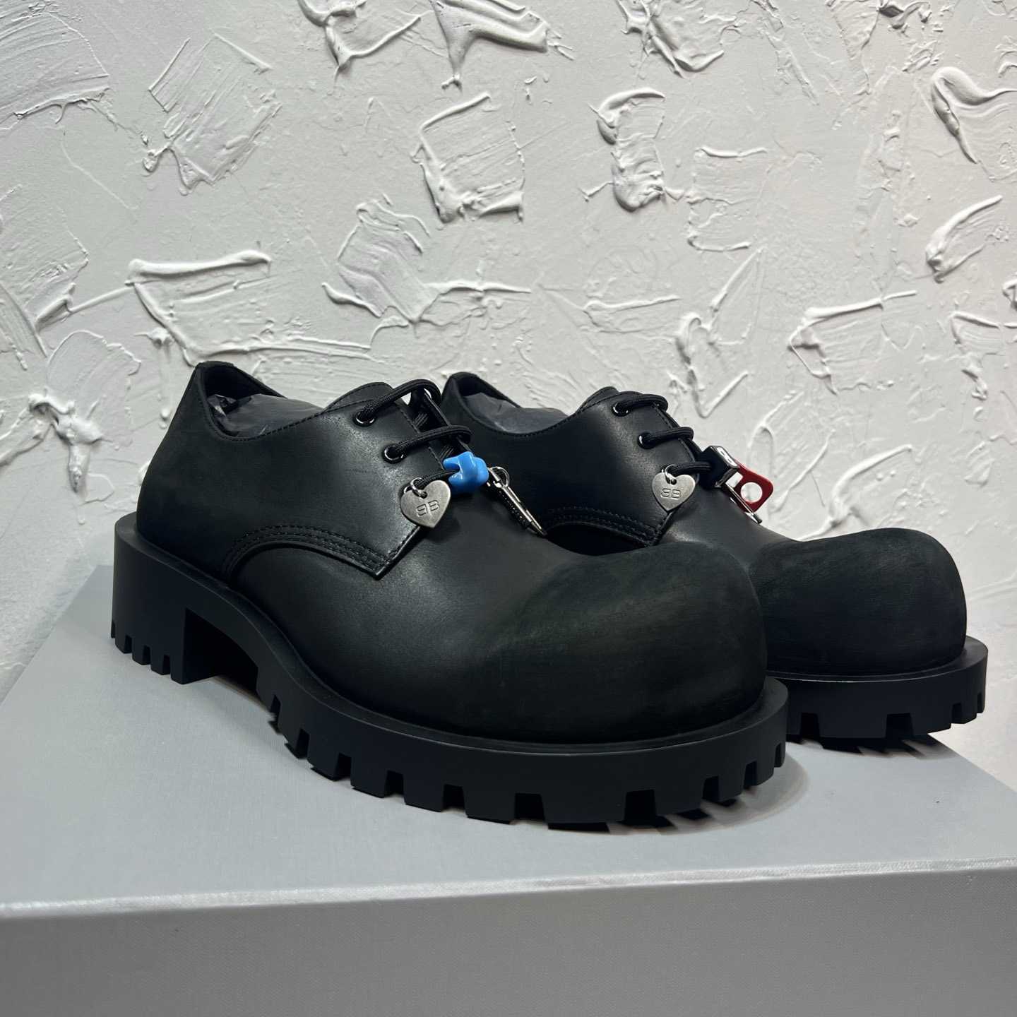 Balenciaga Hummer Derbie In Black - EUR FASHION