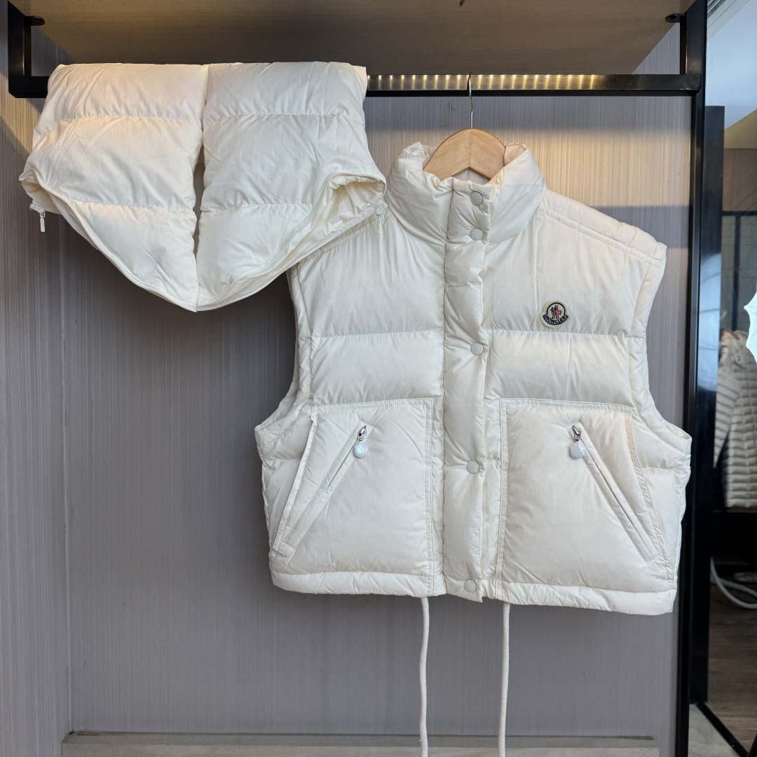 Moncler Selle 2-in-1 Short Down Jacket - EUR FASHION