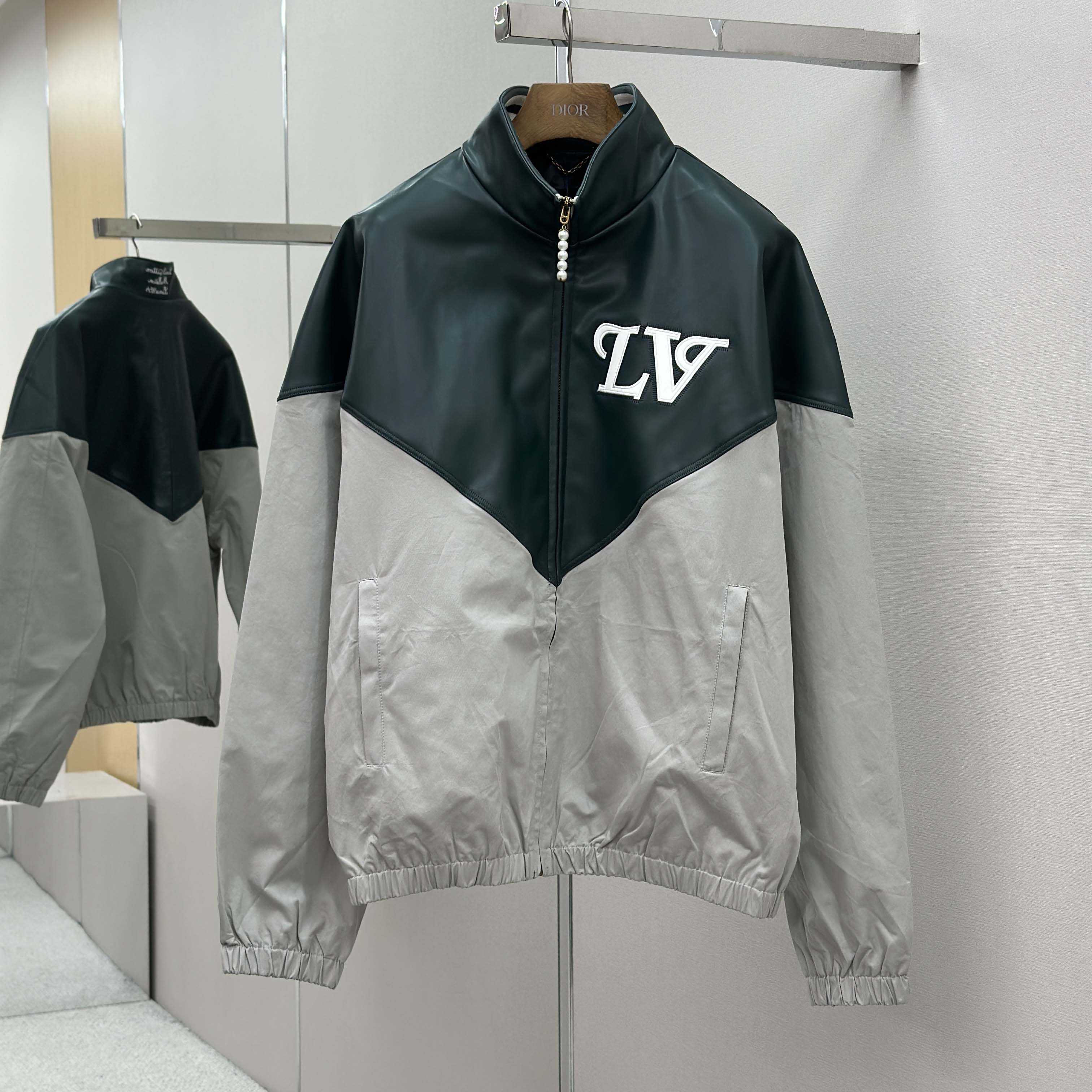 Louis Vuitton Graphic Leather Mix Tracktop   1AIJX2 - EUR FASHION