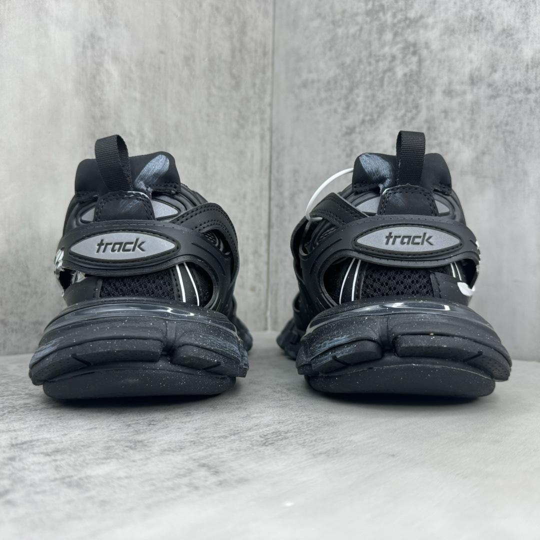 Balenciaga Track Signature Sneaker In Black And White - EUR FASHION