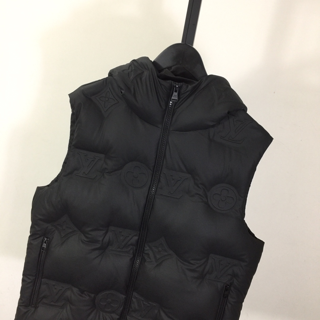 Louis Vuitton Monogram Gilet - EUR FASHION