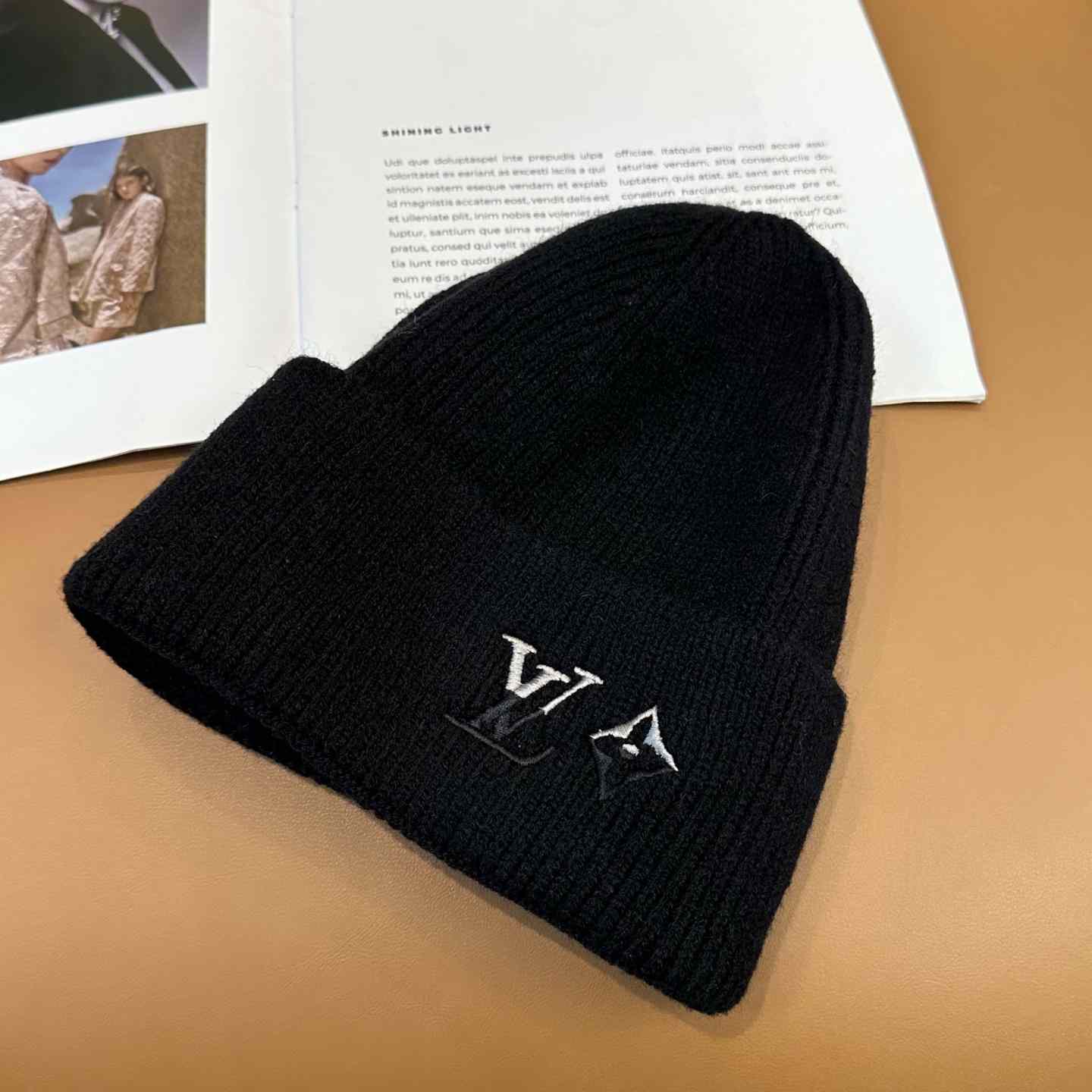 Louis Vuitton Beanie    - EUR FASHION
