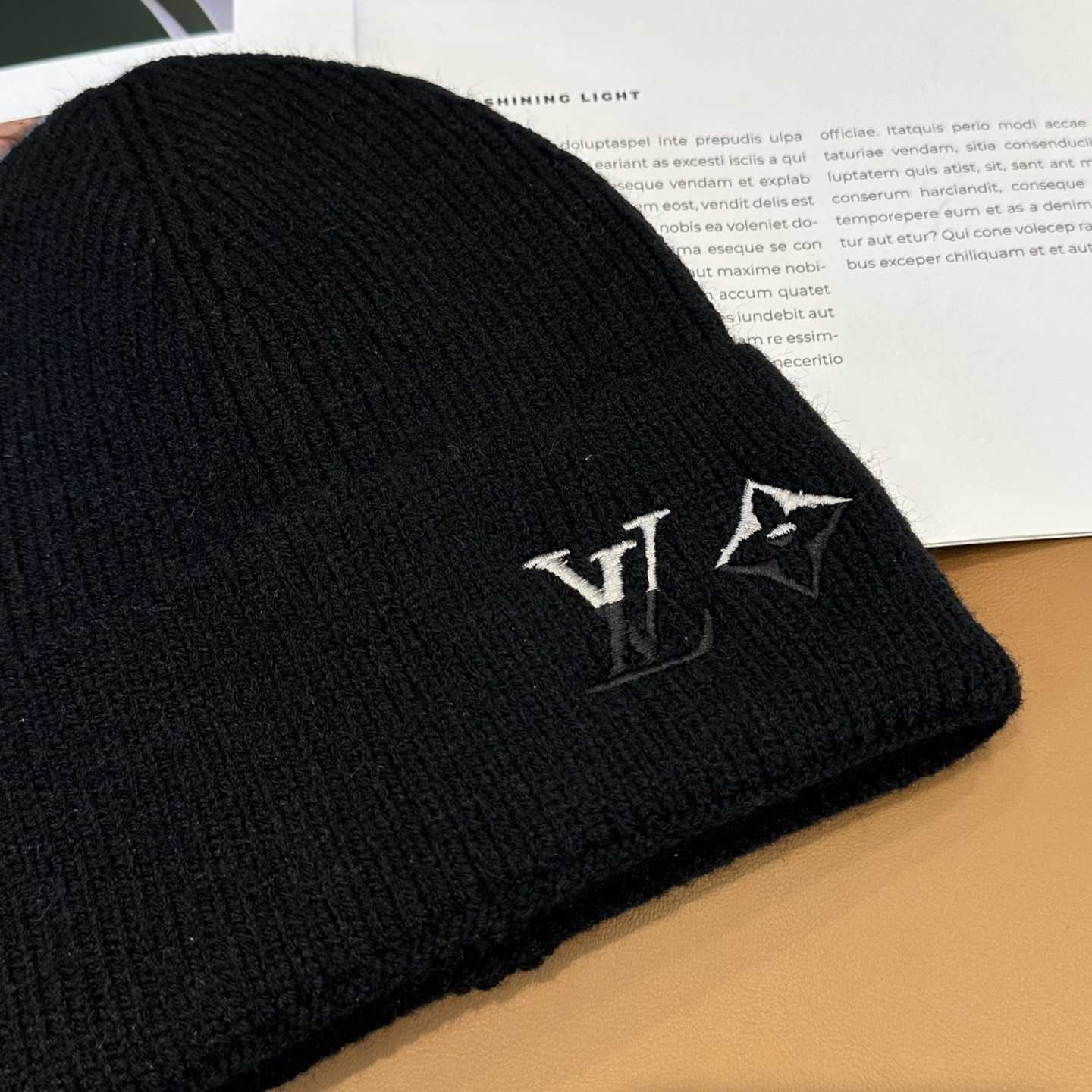 Louis Vuitton Beanie    - EUR FASHION