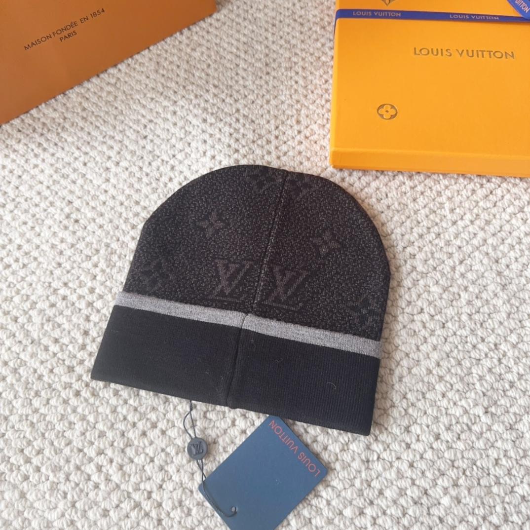 Louis Vuitton Beanie    - EUR FASHION