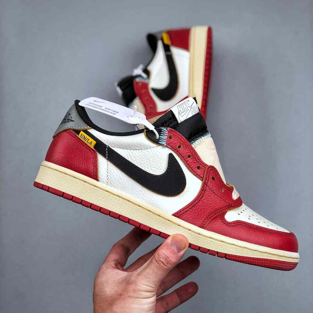 Air Jordan 1 Low “UN White/Red” Lifestyle Sneakers HQ6998-6001 - EUR FASHION