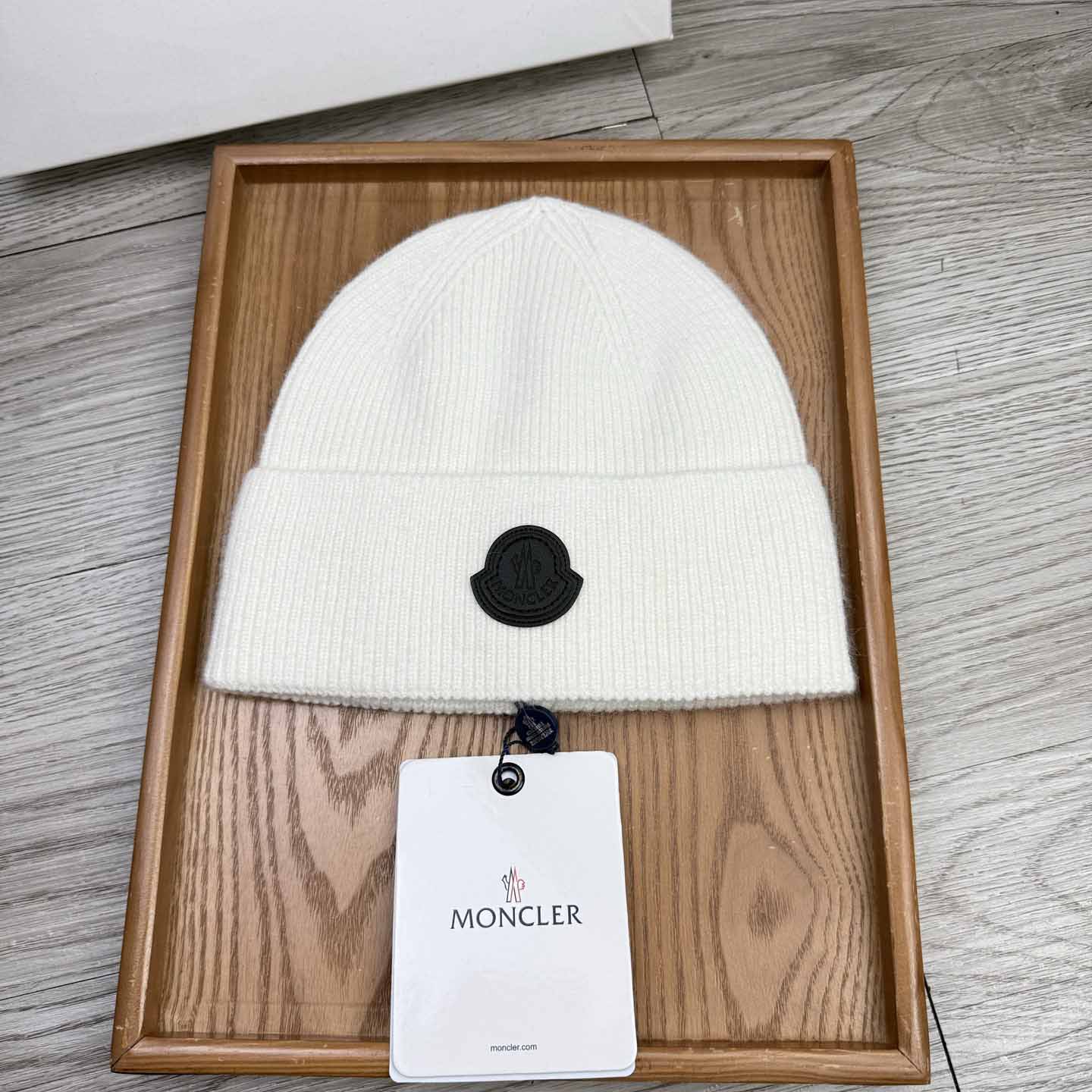 Moncler Beanie  - EUR FASHION