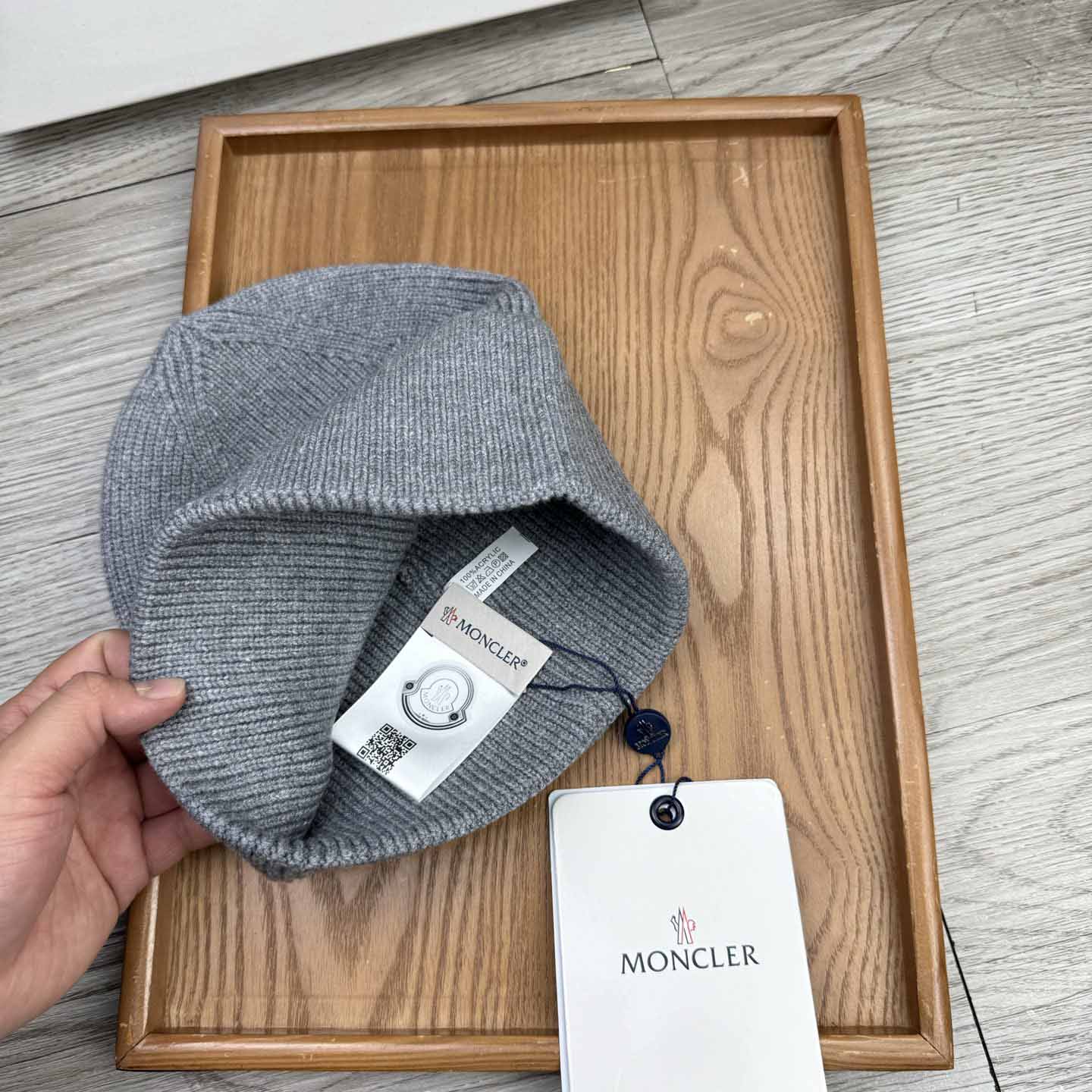 Moncler Beanie  - EUR FASHION