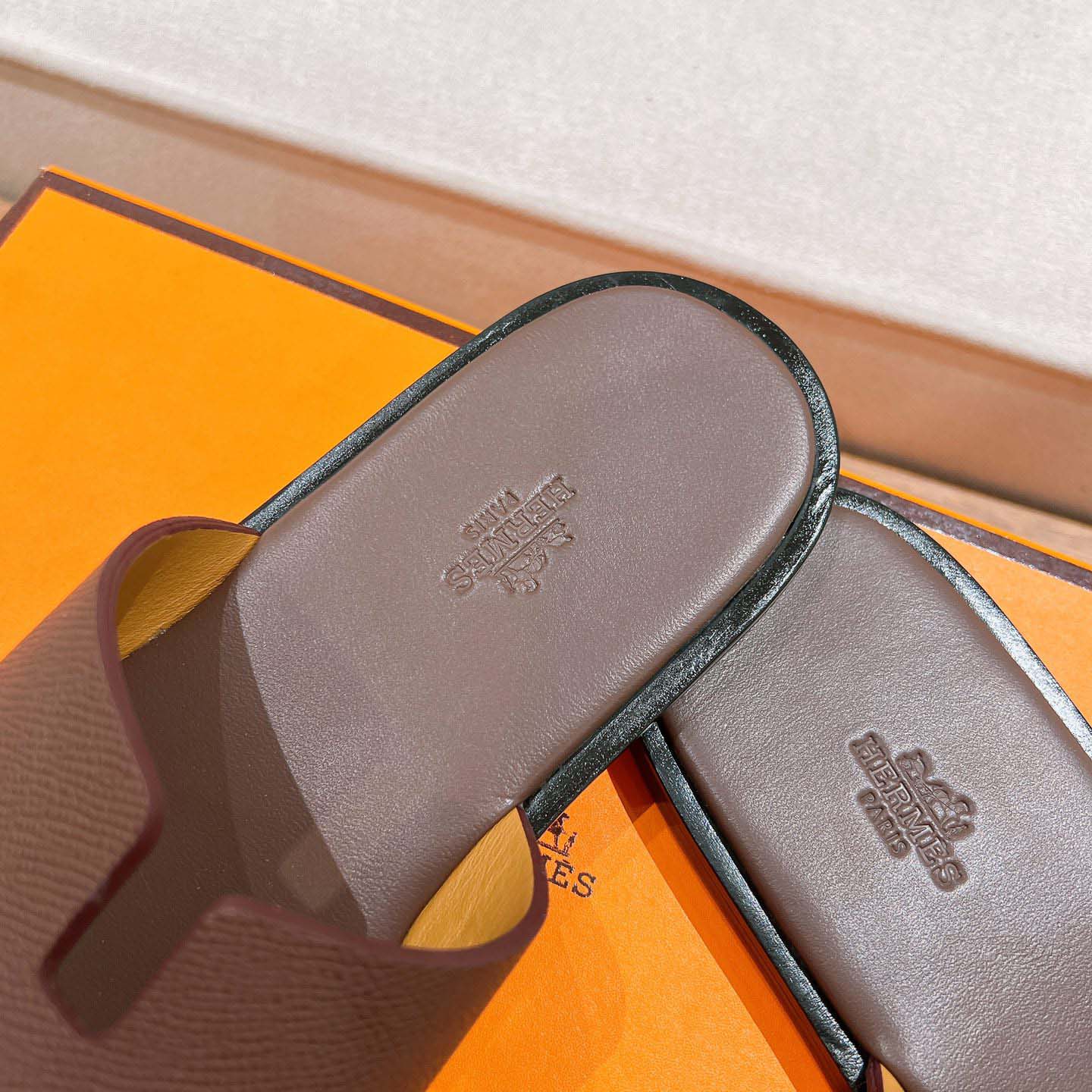 Hermes Izmir Sandal - EUR FASHION