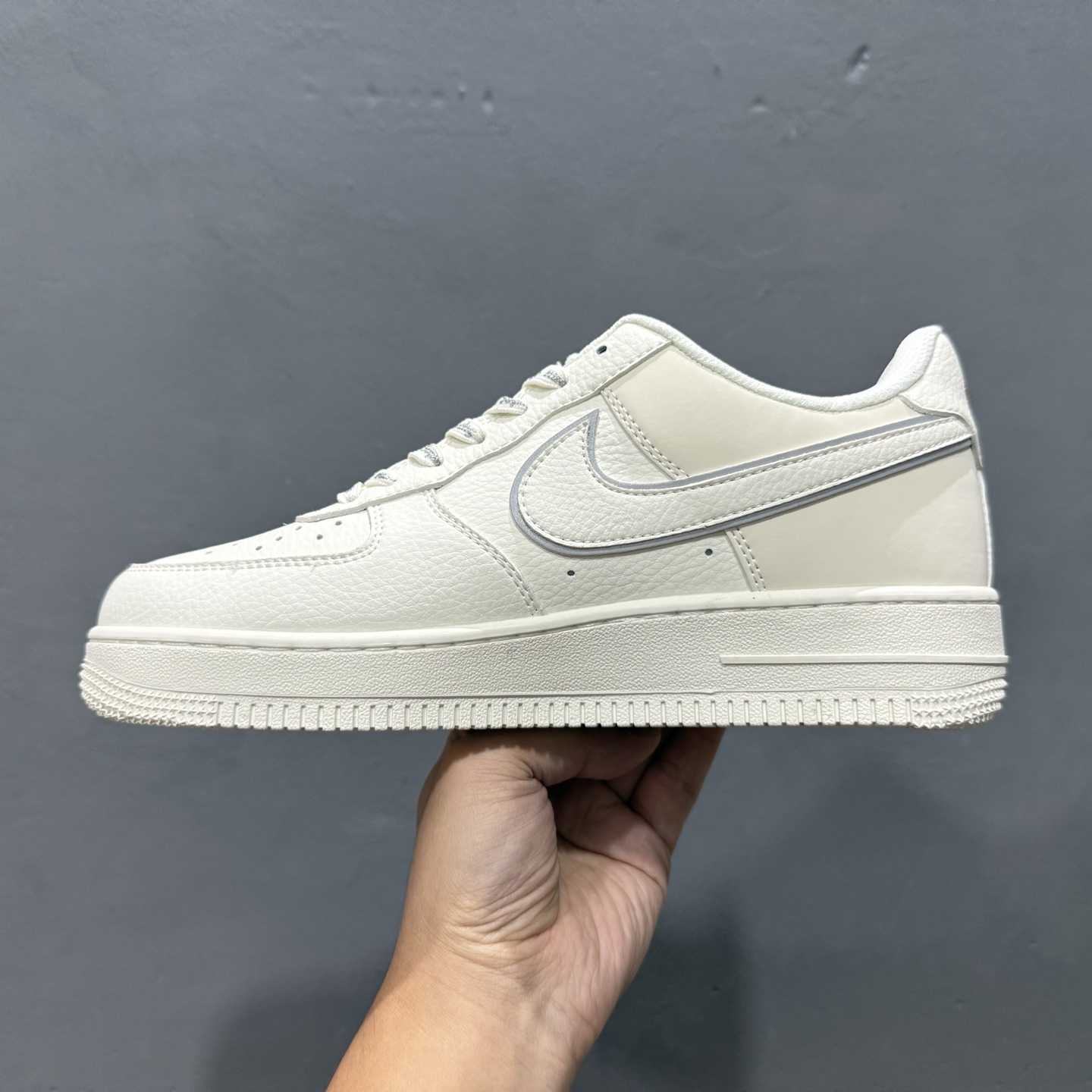 Supreme x Nike Air Force 1 ’07 Low “Sail / Red” – CS5288-052 - EUR FASHION