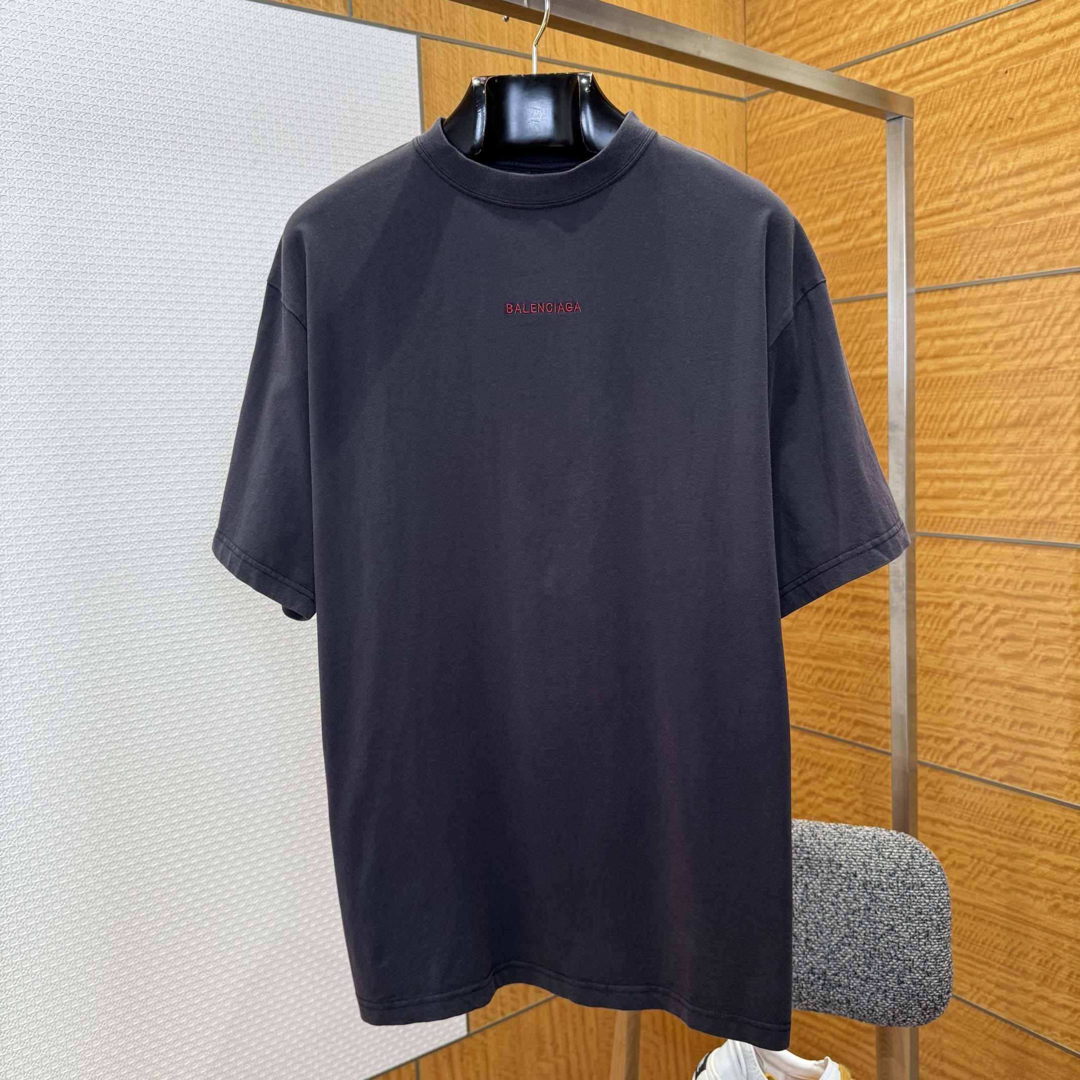Balenciaga Back T-Shirt Medium Fit in Faded Black /Red - EUR FASHION