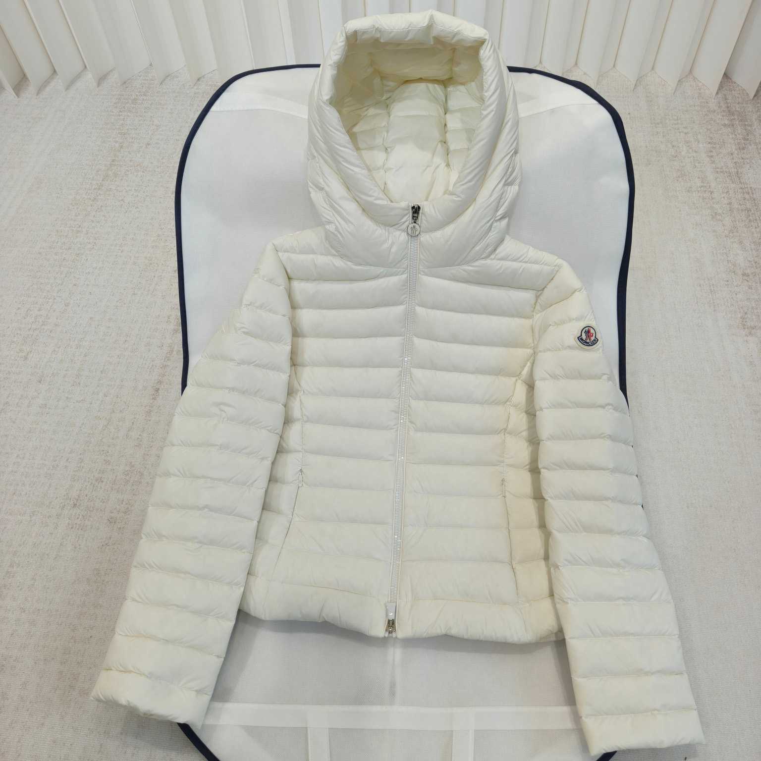 Moncler Ige Hooded Short Down Jacket - EUR FASHION