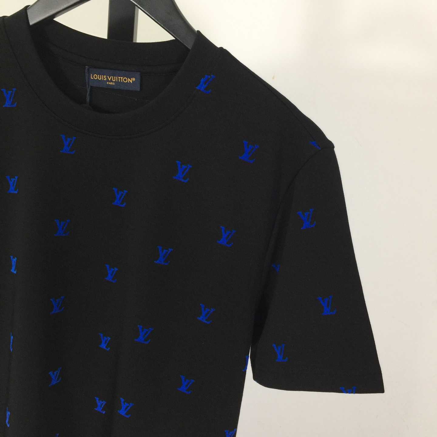 Louis Vuitton Monogram Cotton T-Shirt  - EUR FASHION