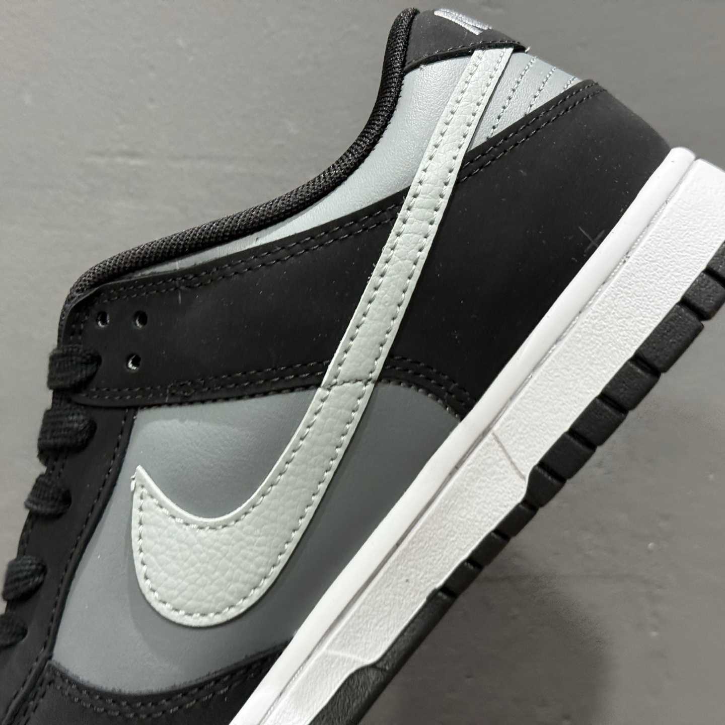 Nike SB Dunk Low “Black / Grey” – IB3079-001 - EUR FASHION