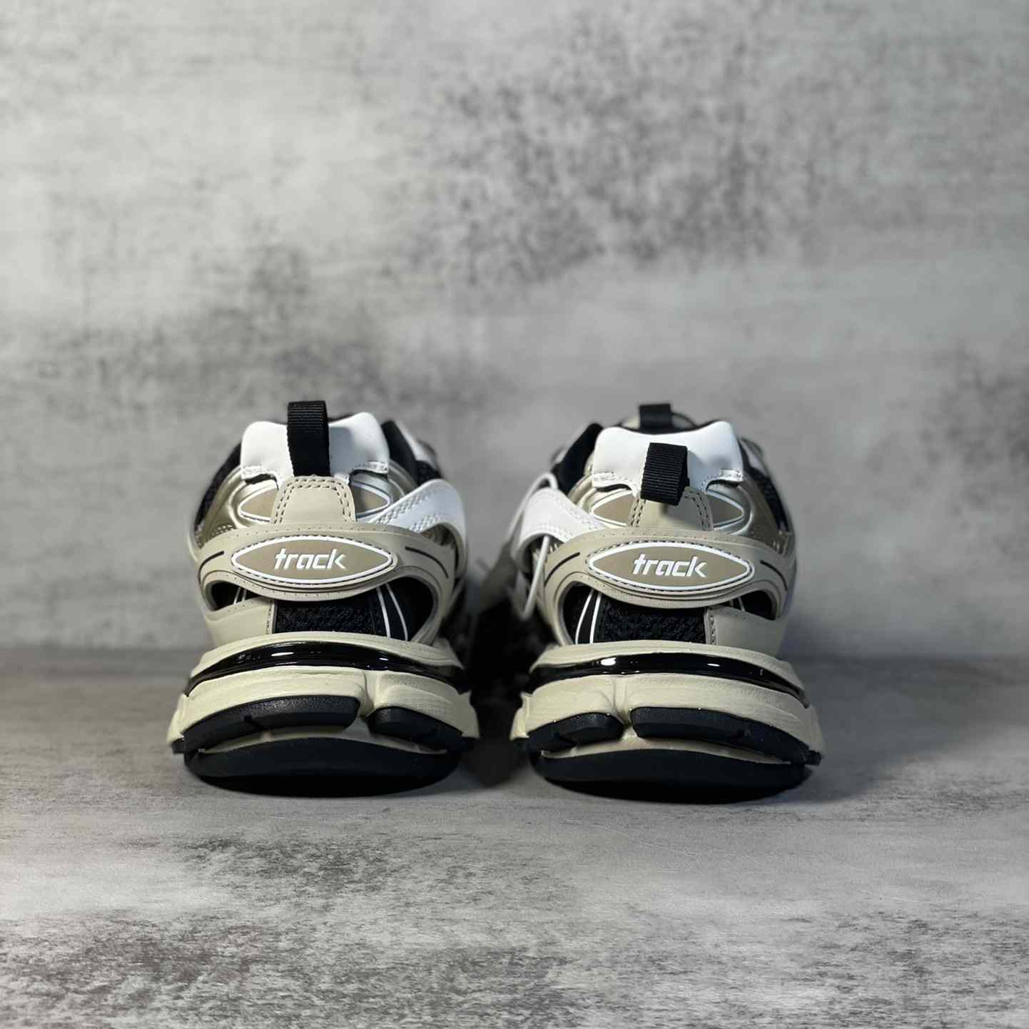 Balenciaga Track Sneaker In Beige And Black Mesh And Nylon - EUR FASHION