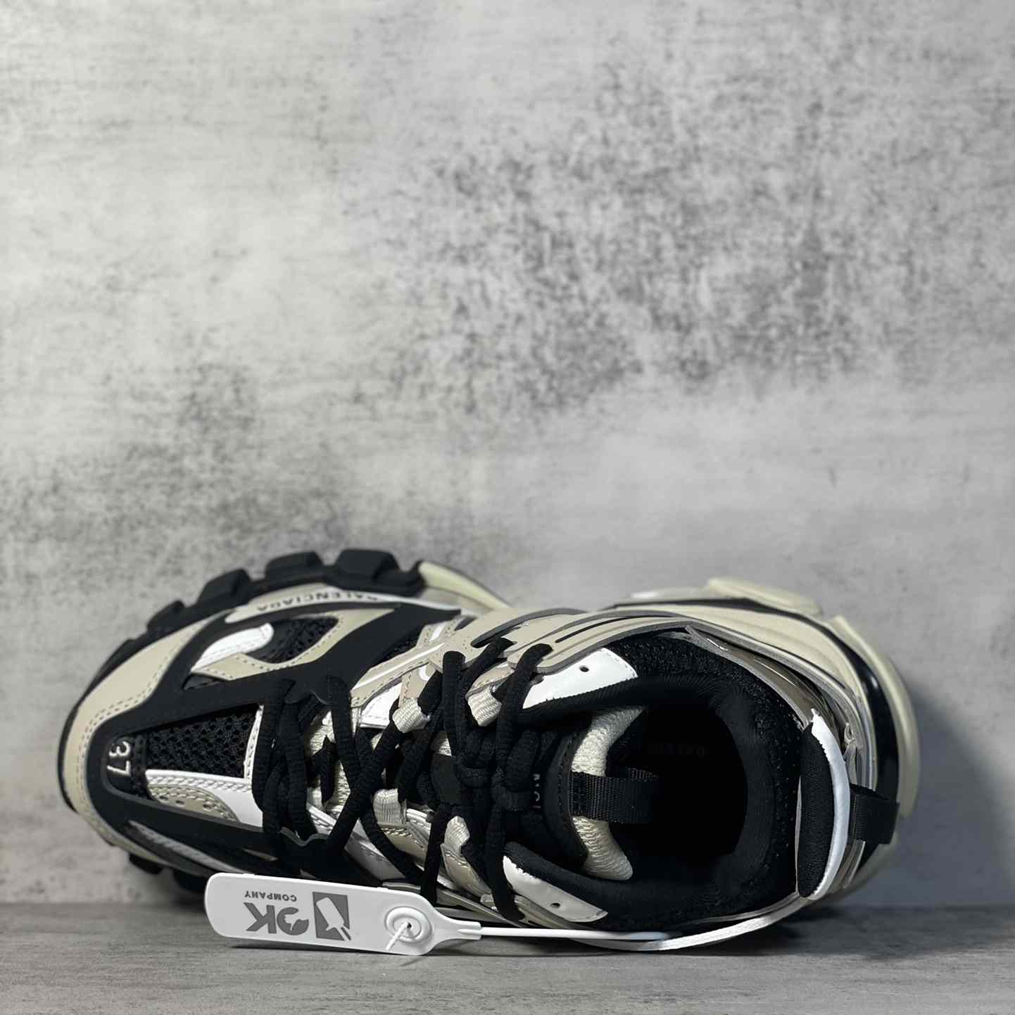 Balenciaga Track Sneaker In Beige And Black Mesh And Nylon - EUR FASHION