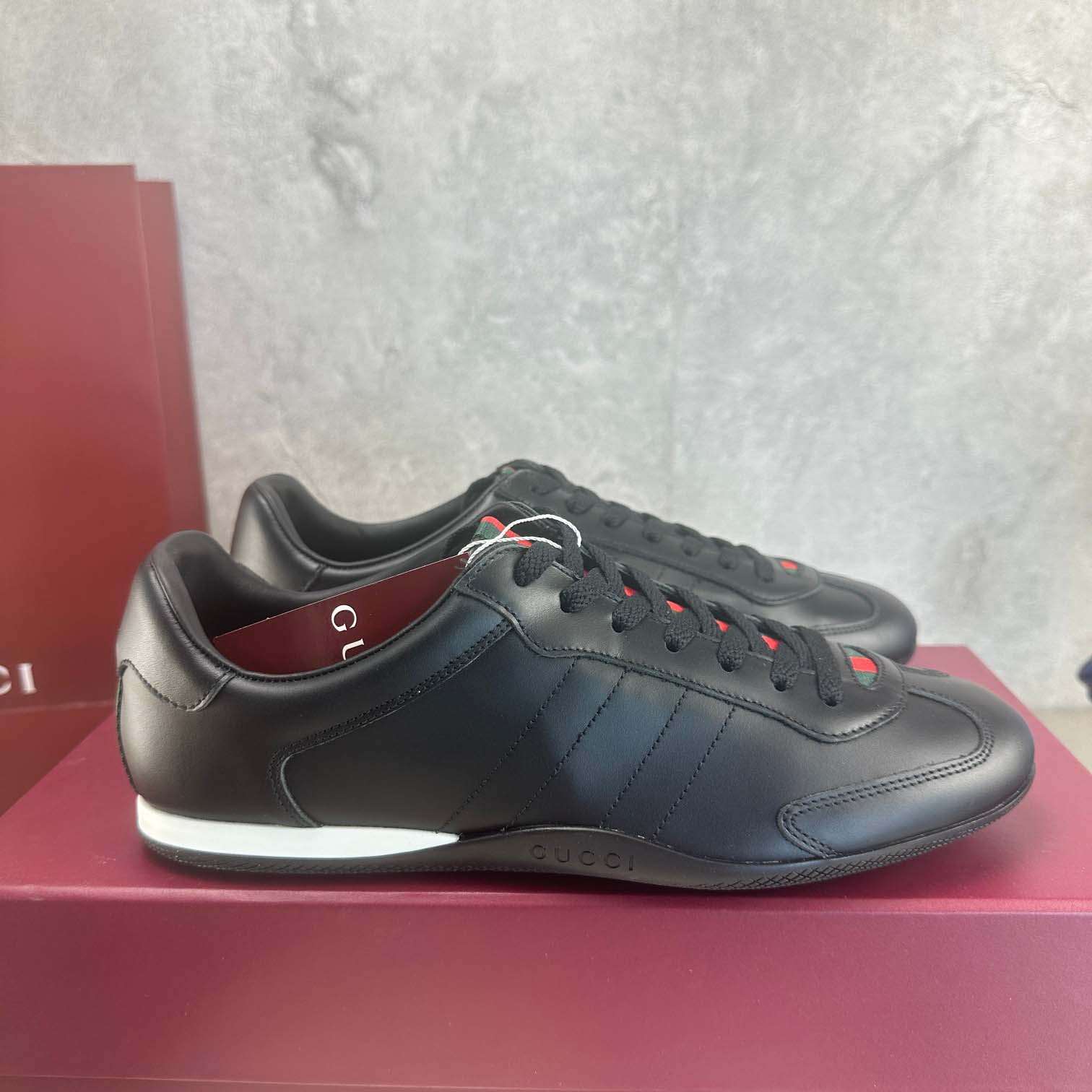 Gucci Shift Sneaker - EUR FASHION