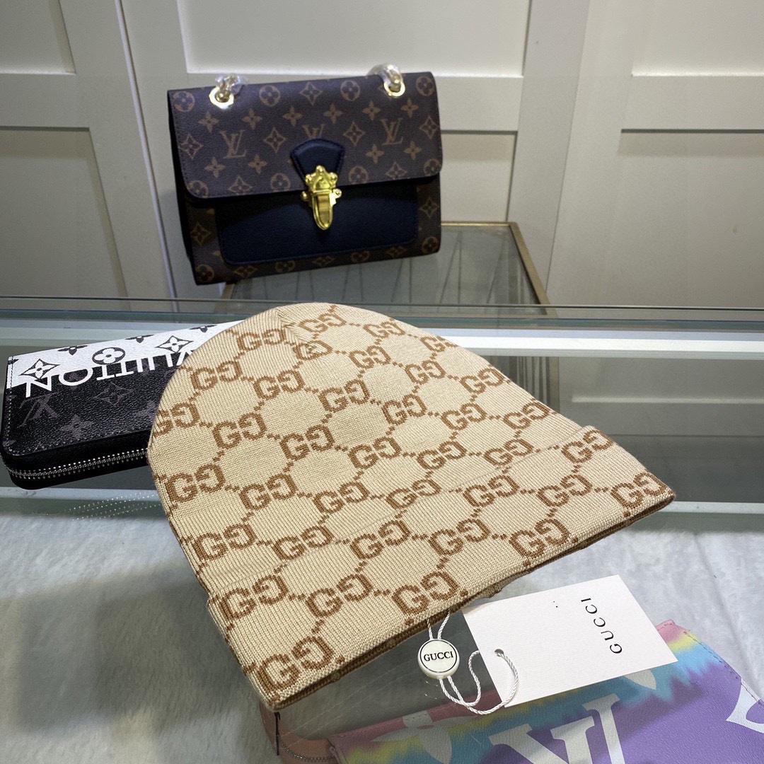 Gucci Beanie  - EUR FASHION