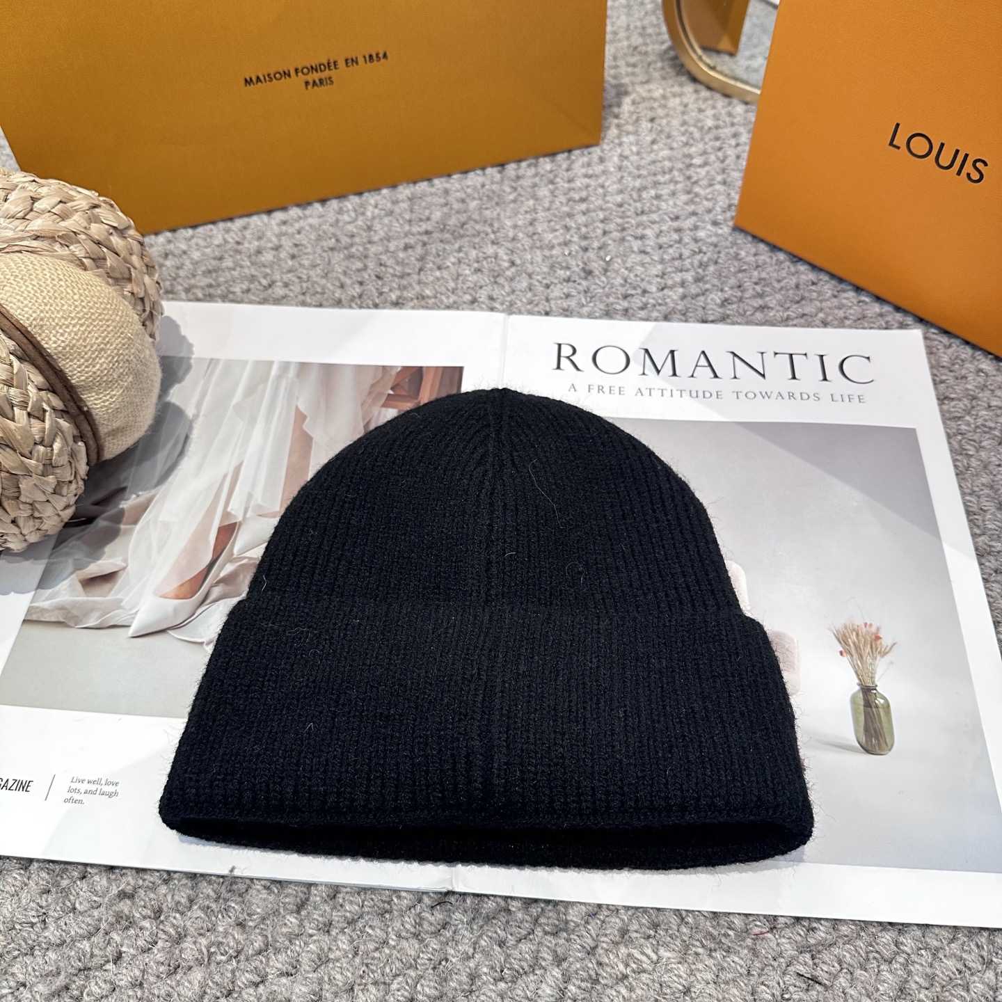 Louis Vuitton Beanie    - EUR FASHION